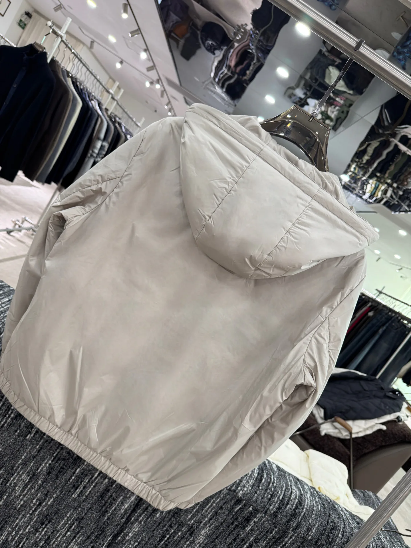 Men's Jackets And Down Jackets MONCLER 18084262