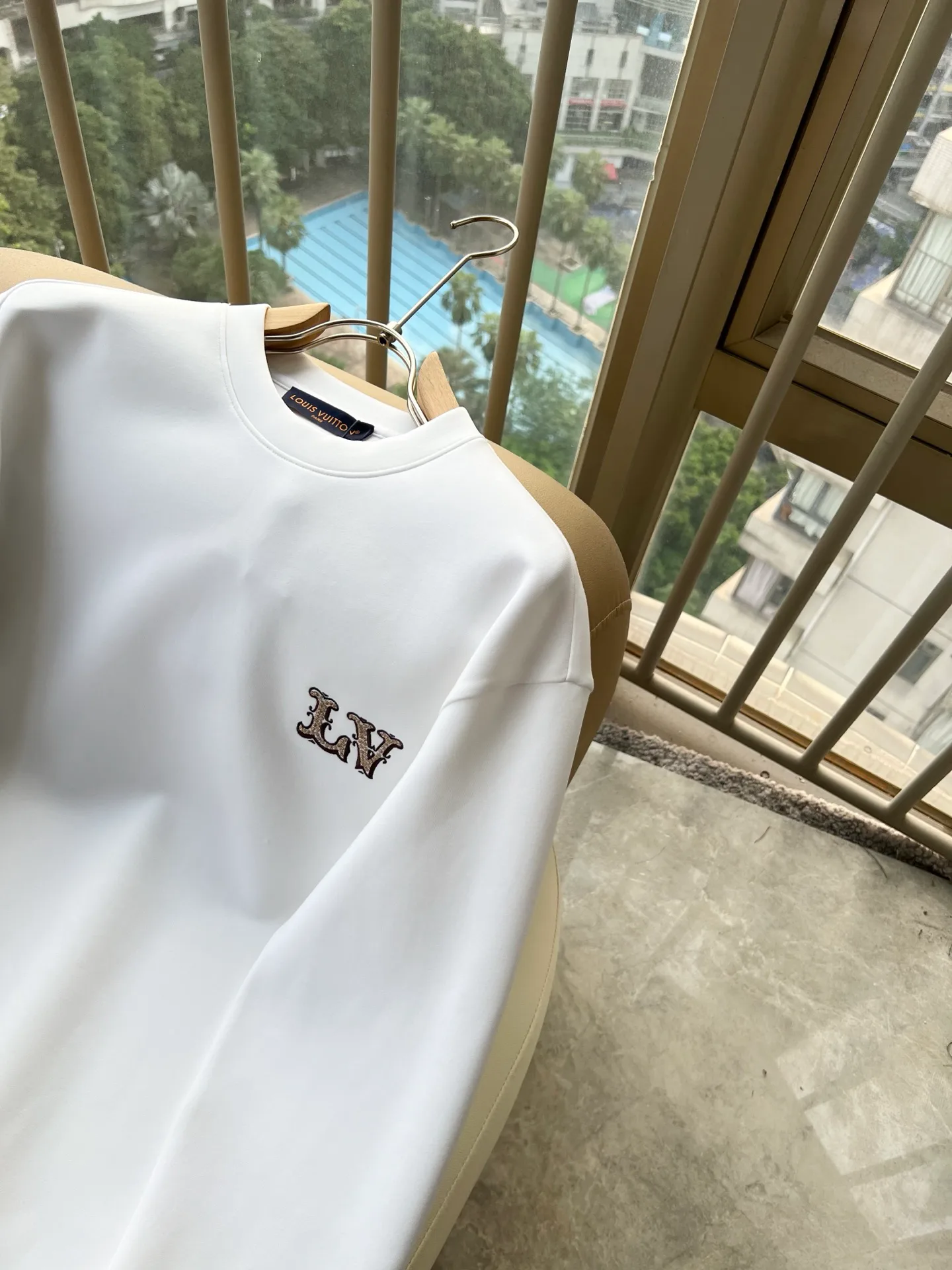 Men's Sweatshirts And Hoodies LOUIS VUITTON 18495737