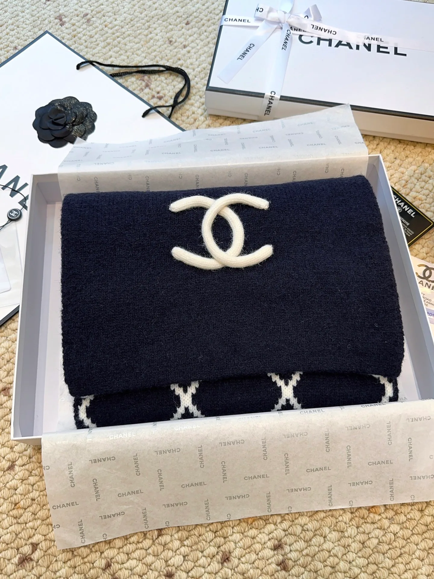 Scarves CHANEL 18105430