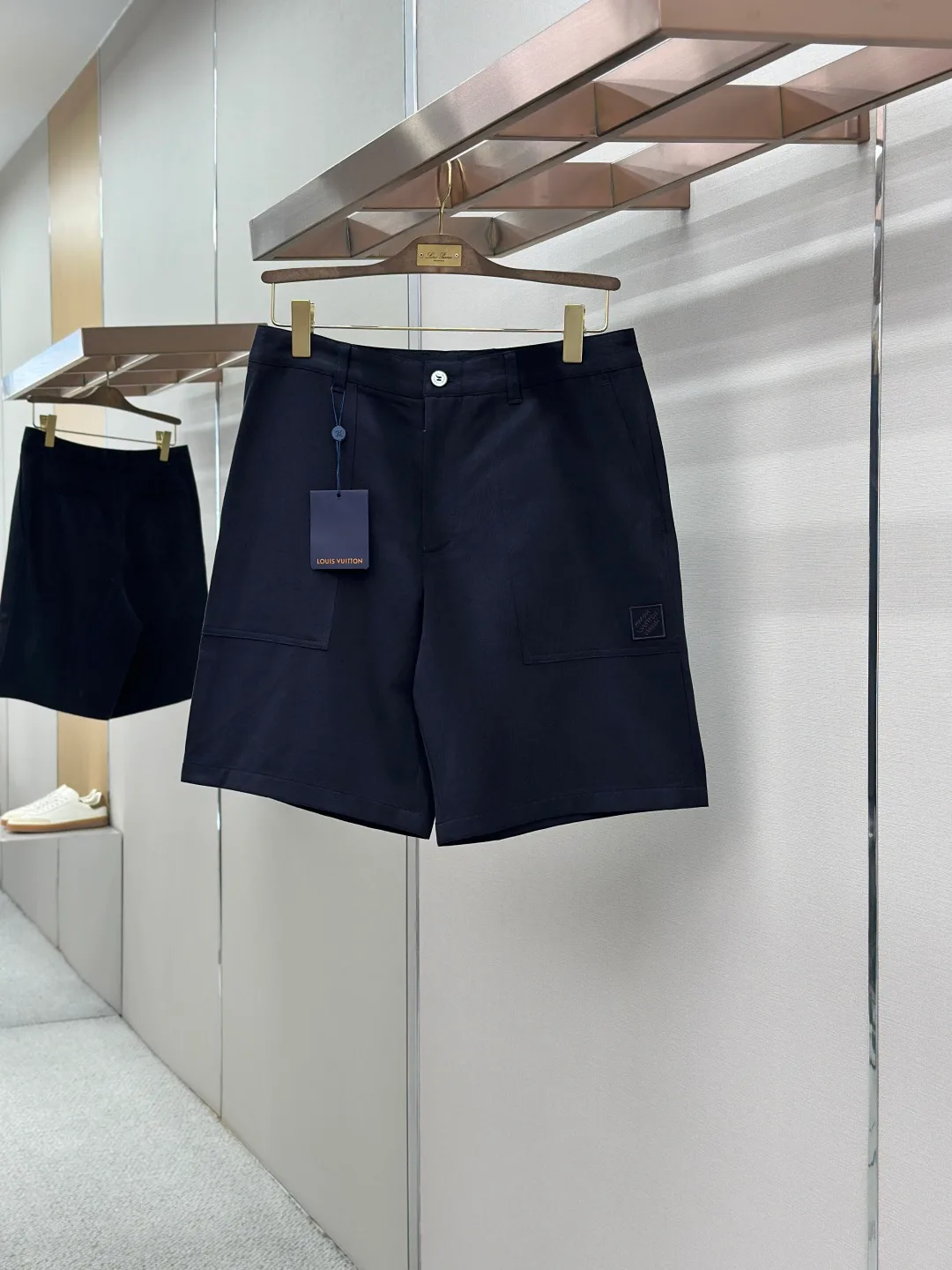 Men's Shorts LOUIS VUITTON 17468319