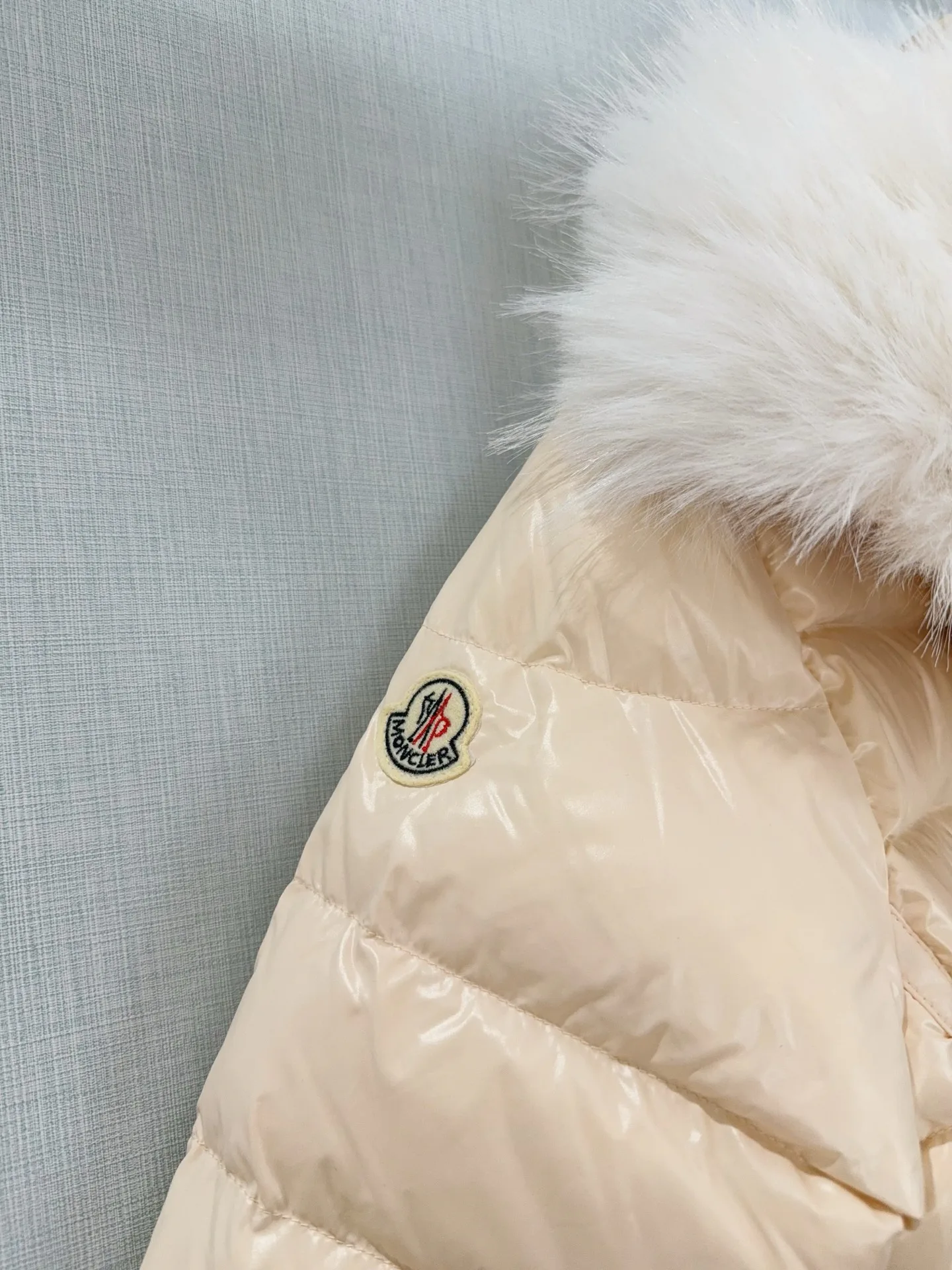 Куртки И Пуховики Женские Moncler 18571748