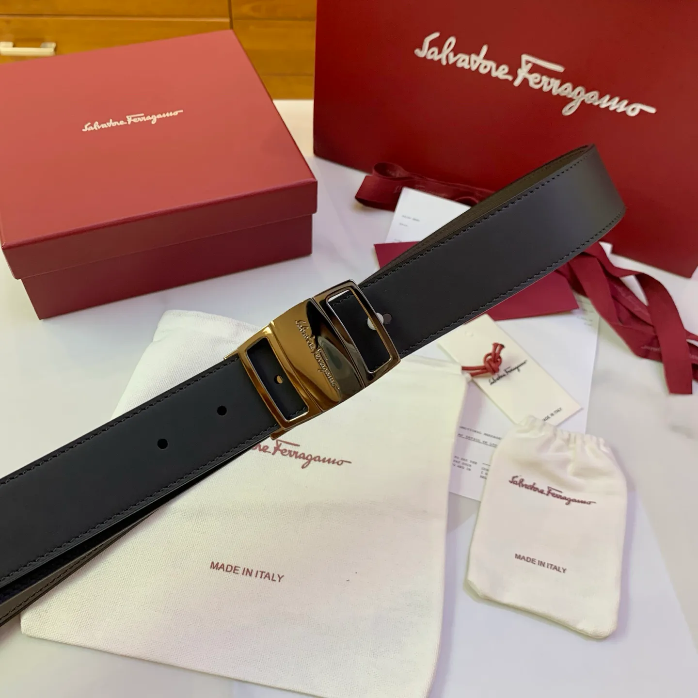 Belts SALVATORE FERRAGAMO 18040274
