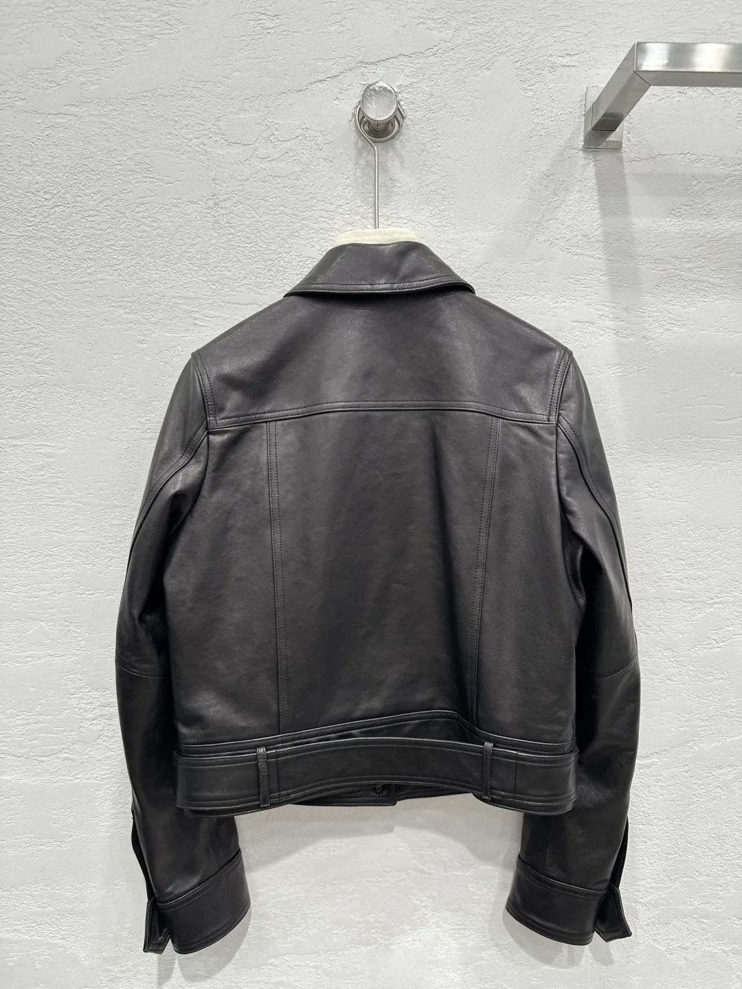 Women's Leather Jackets And Sheepskin Coats SAINT LAURENT 18090068