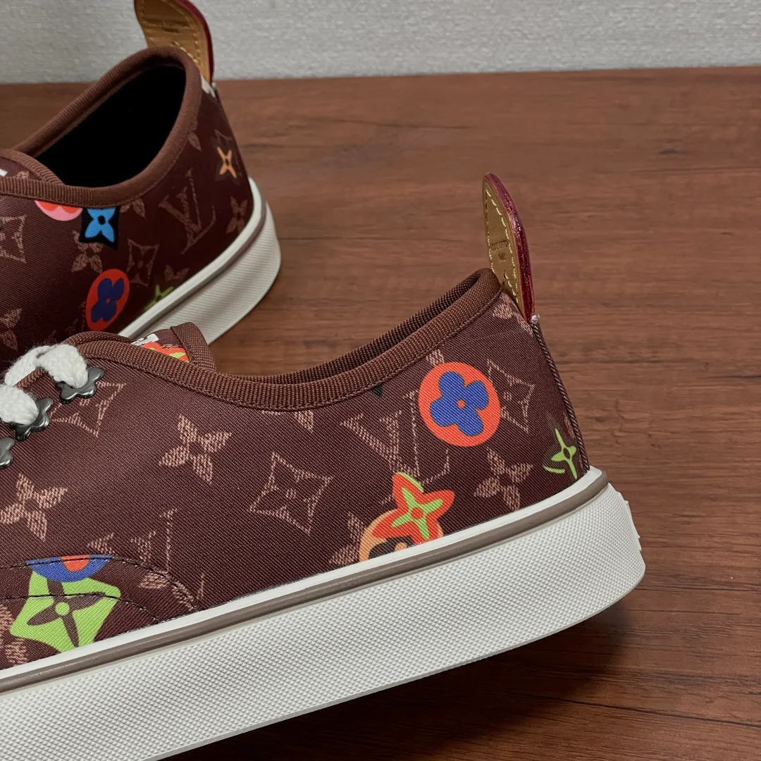 Кроссовки Мужские Louis Vuitton 18626479