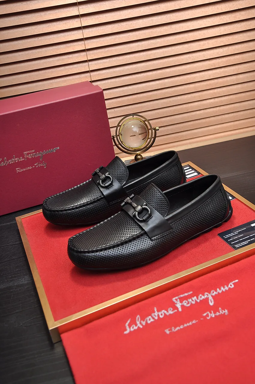 Women's Loafers And Moccasins SALVATORE FERRAGAMO 18262191