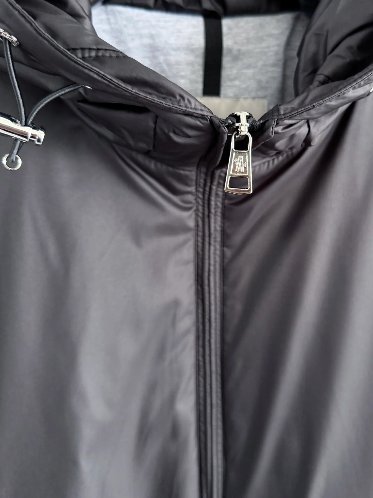Men's Jackets And Down Jackets MONCLER 17993176