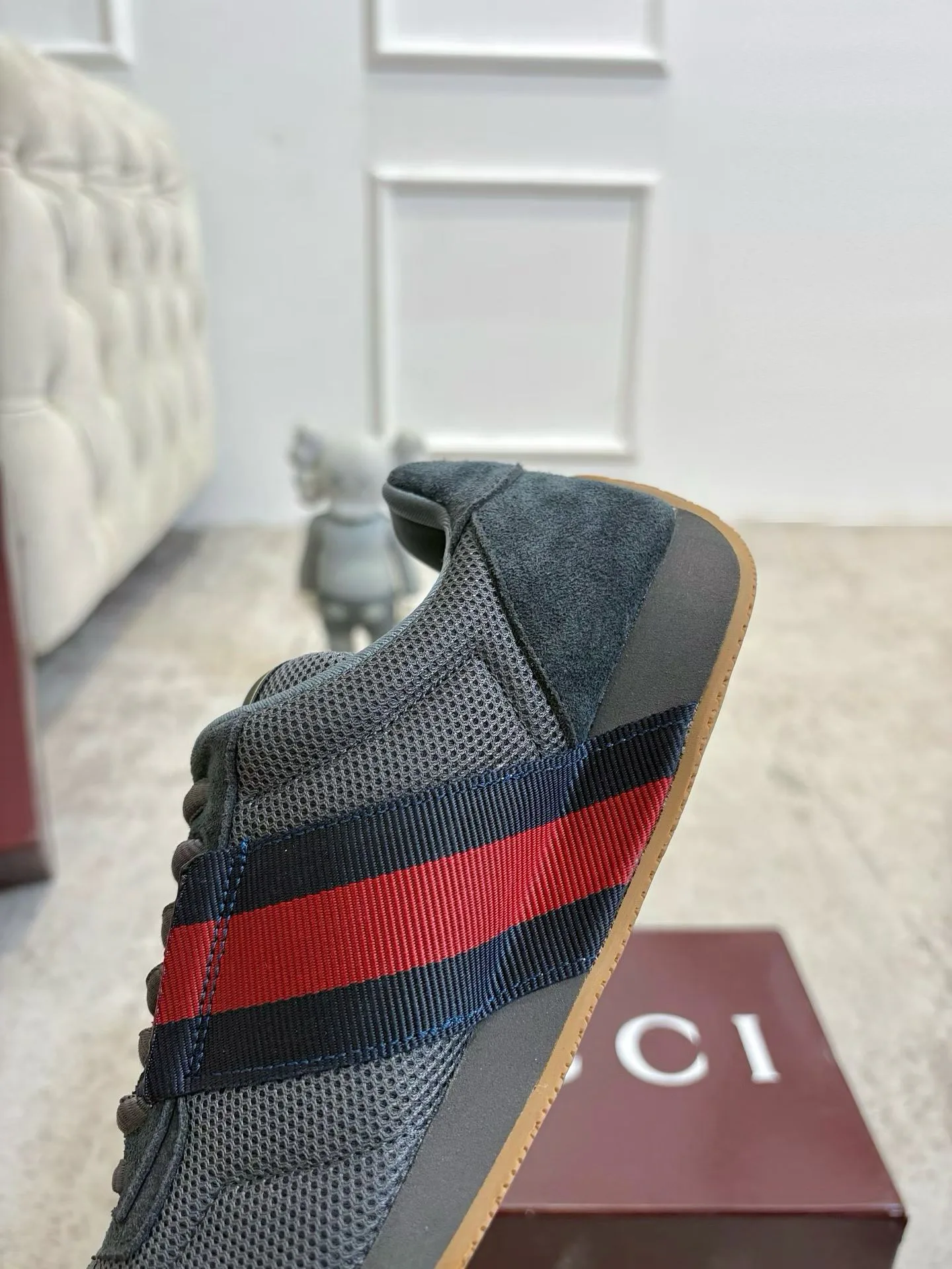 Women's Sneakers GUCCI 18466239