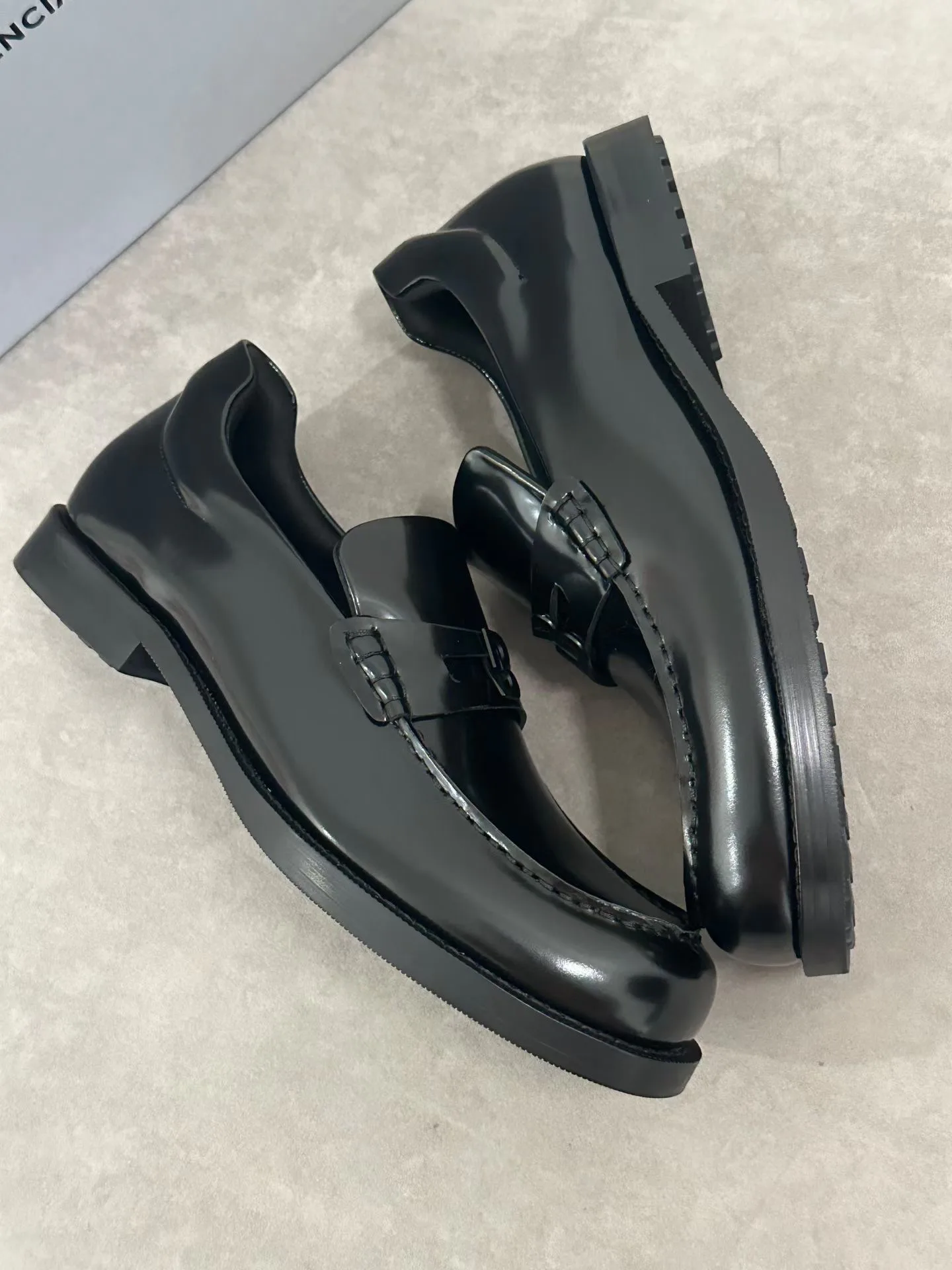 Men's Loafers And Dress Shoes BALENCIAGA 17893833