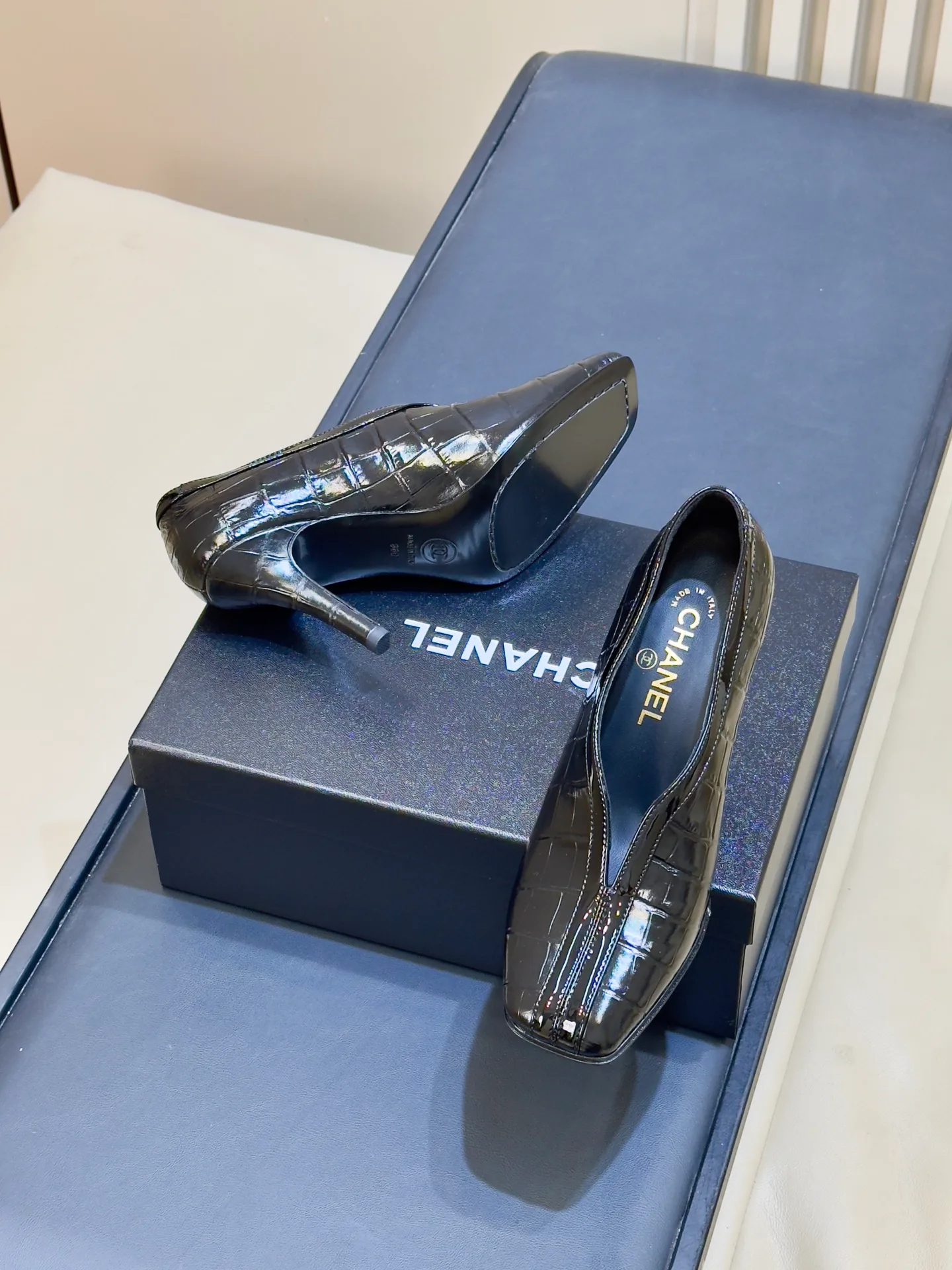 Women's Heels CHANEL 18073455