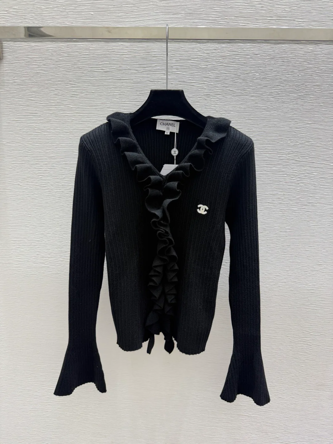 Women's Jumpers And Sweaters CHANEL 18138059