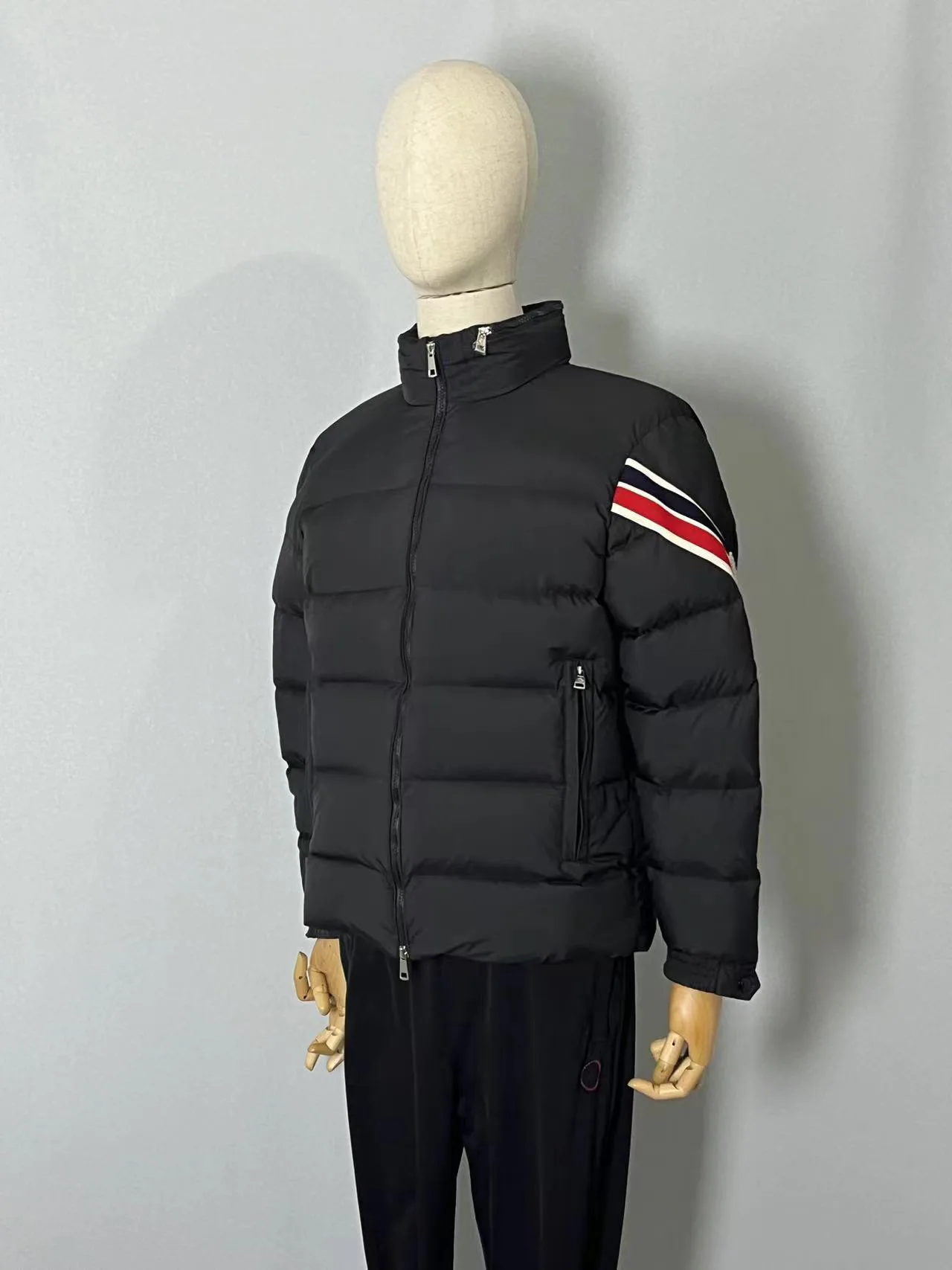 Men's Jackets And Down Jackets MONCLER 18130191