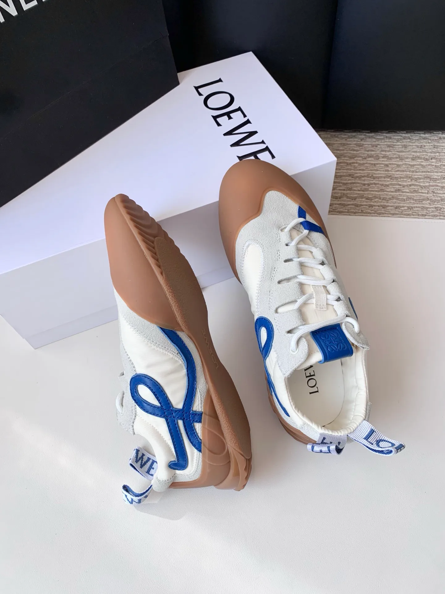 Women's Sneakers LOEWE 17990611
