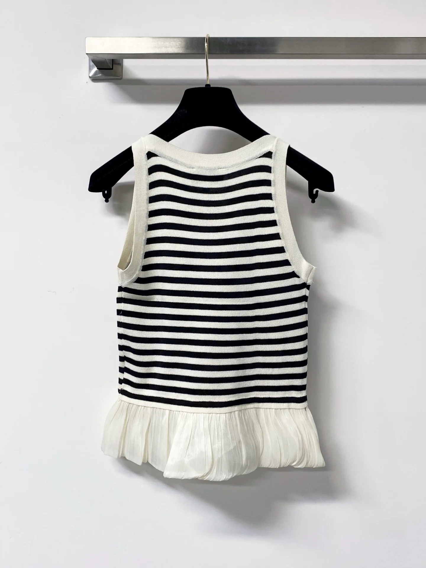Women's Vests CHANEL 16907277