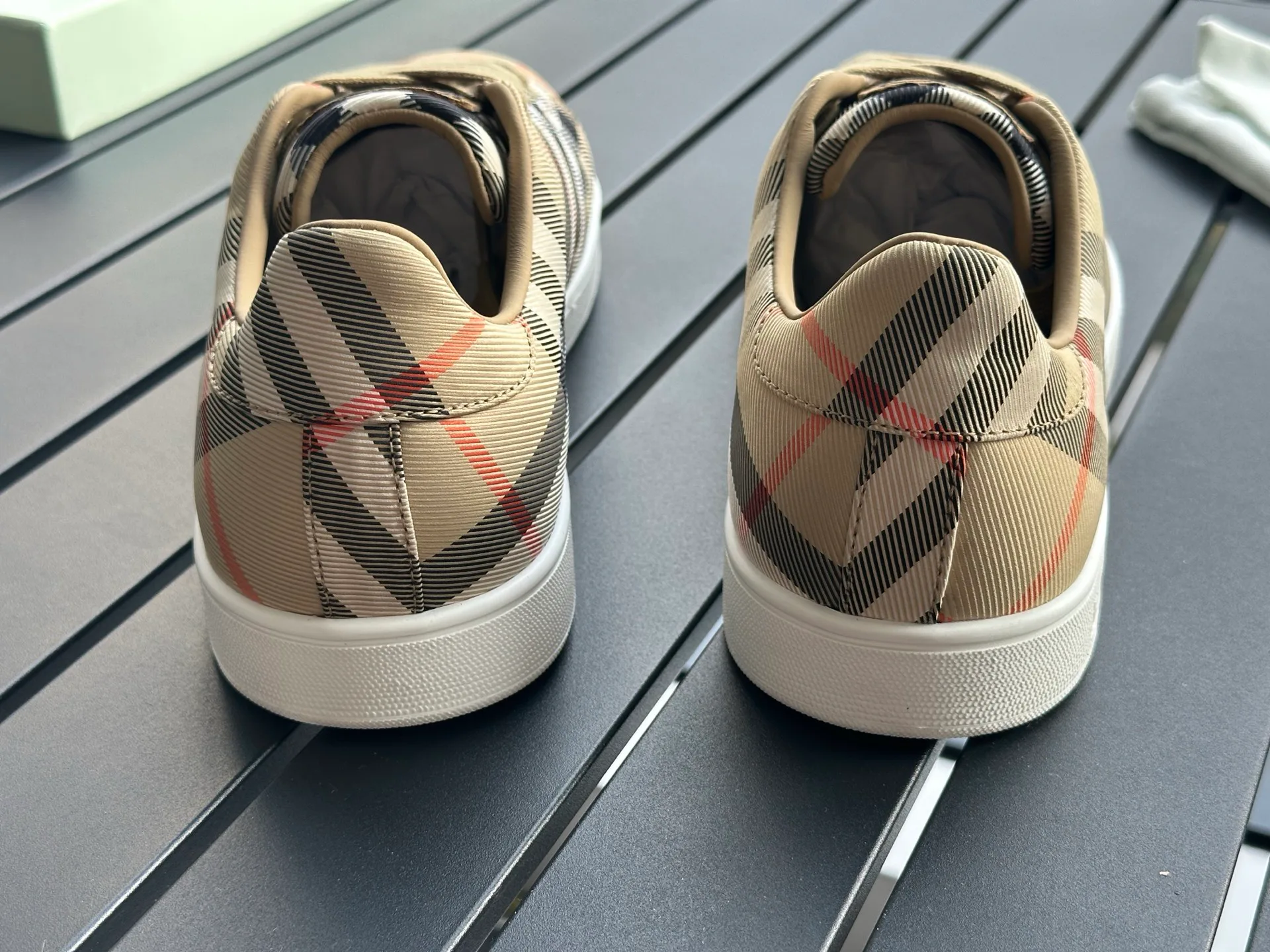 Women's Sneakers BURBERRY 17420312