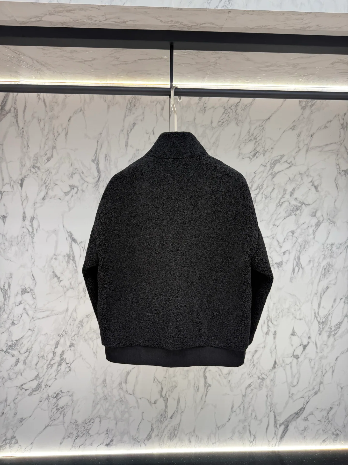 Men's Jackets And Down Jackets LOUIS VUITTON 18178429