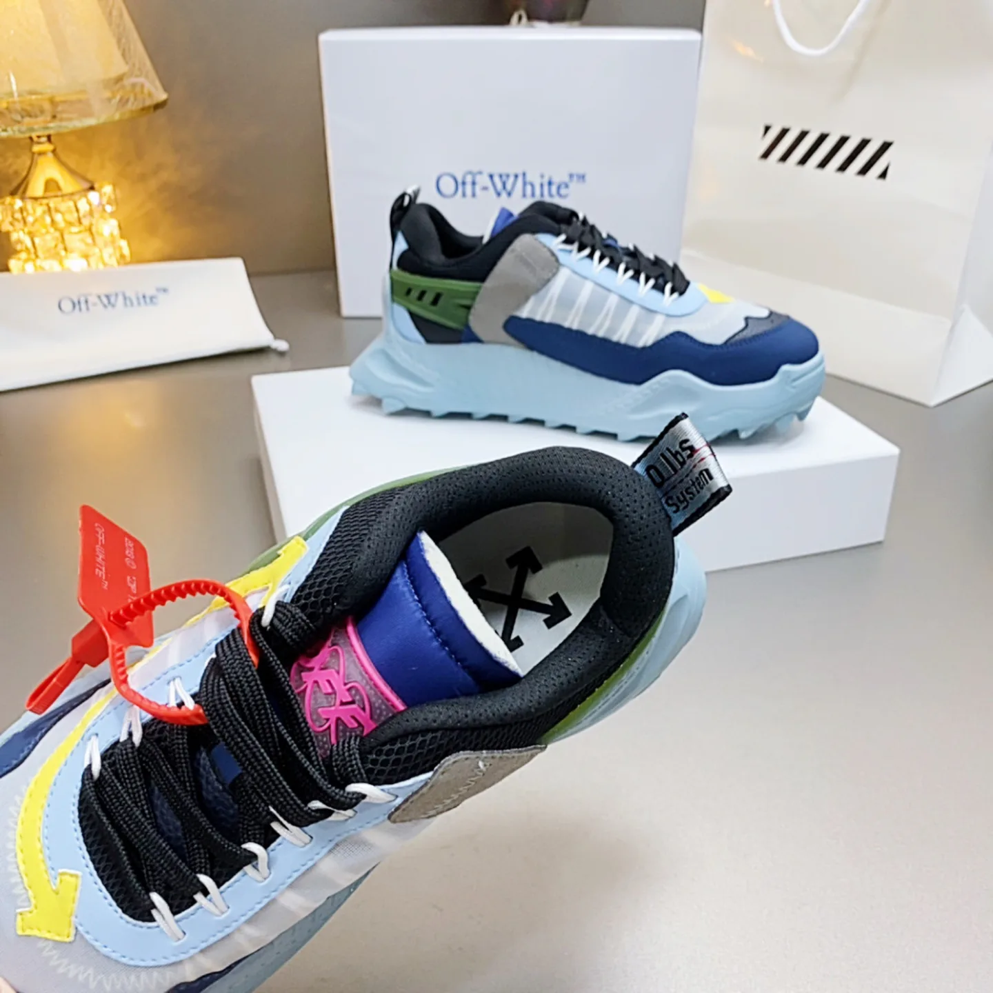 Women's Sneakers OFF-WHITE 17530542
