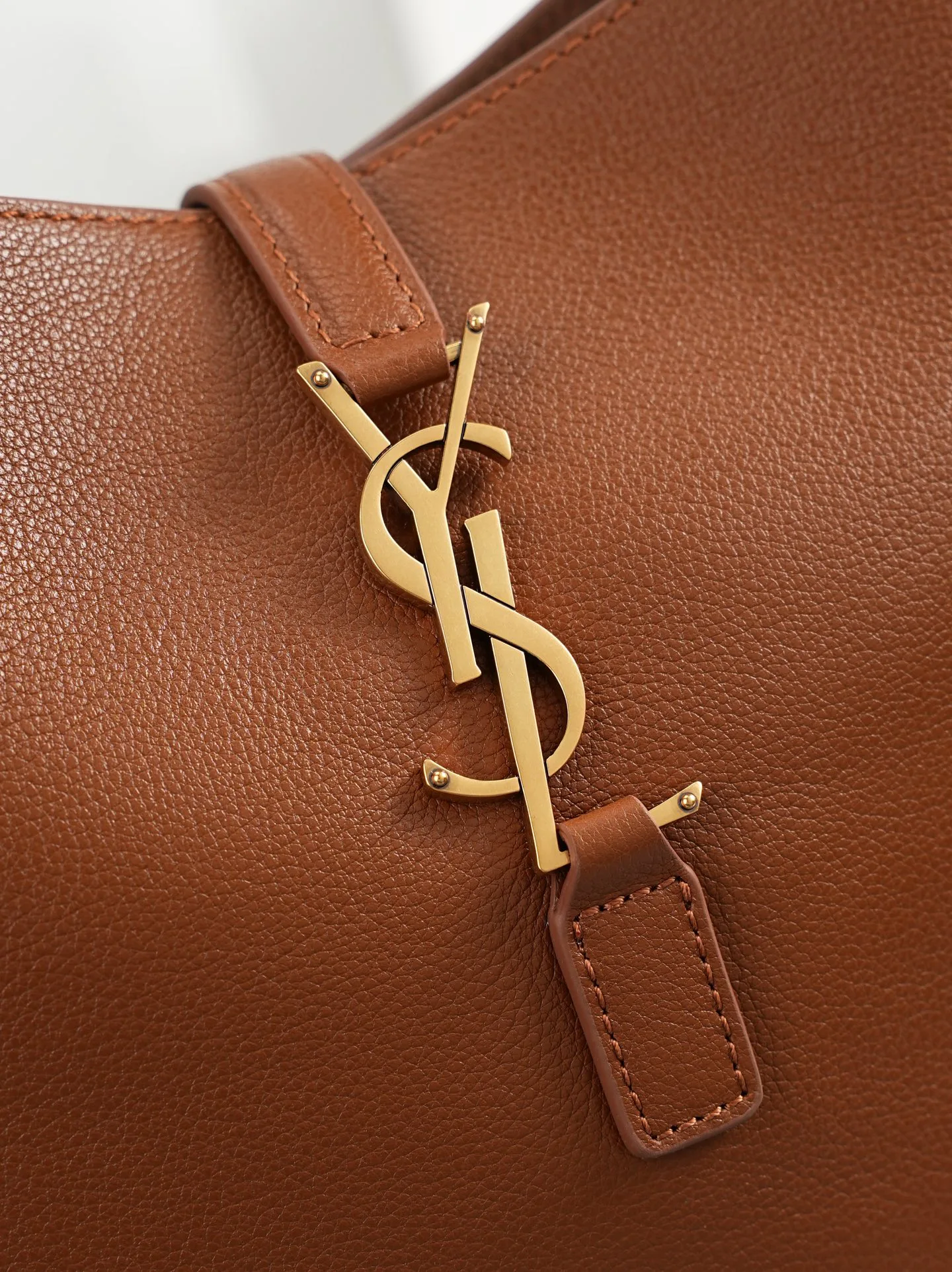 Women's Classic Handbags SAINT LAURENT 17385951