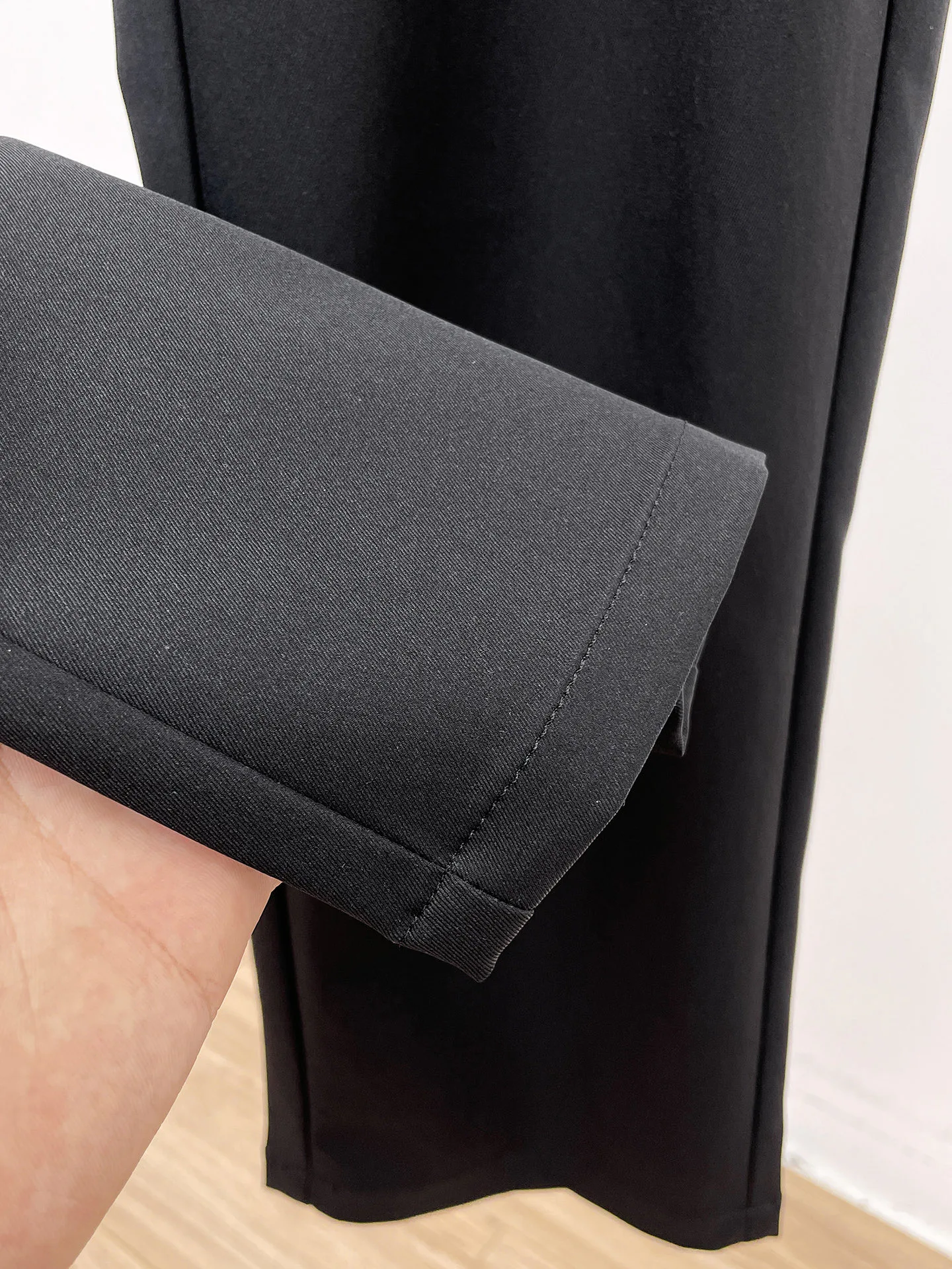 Men's Trousers PRADA 18399413