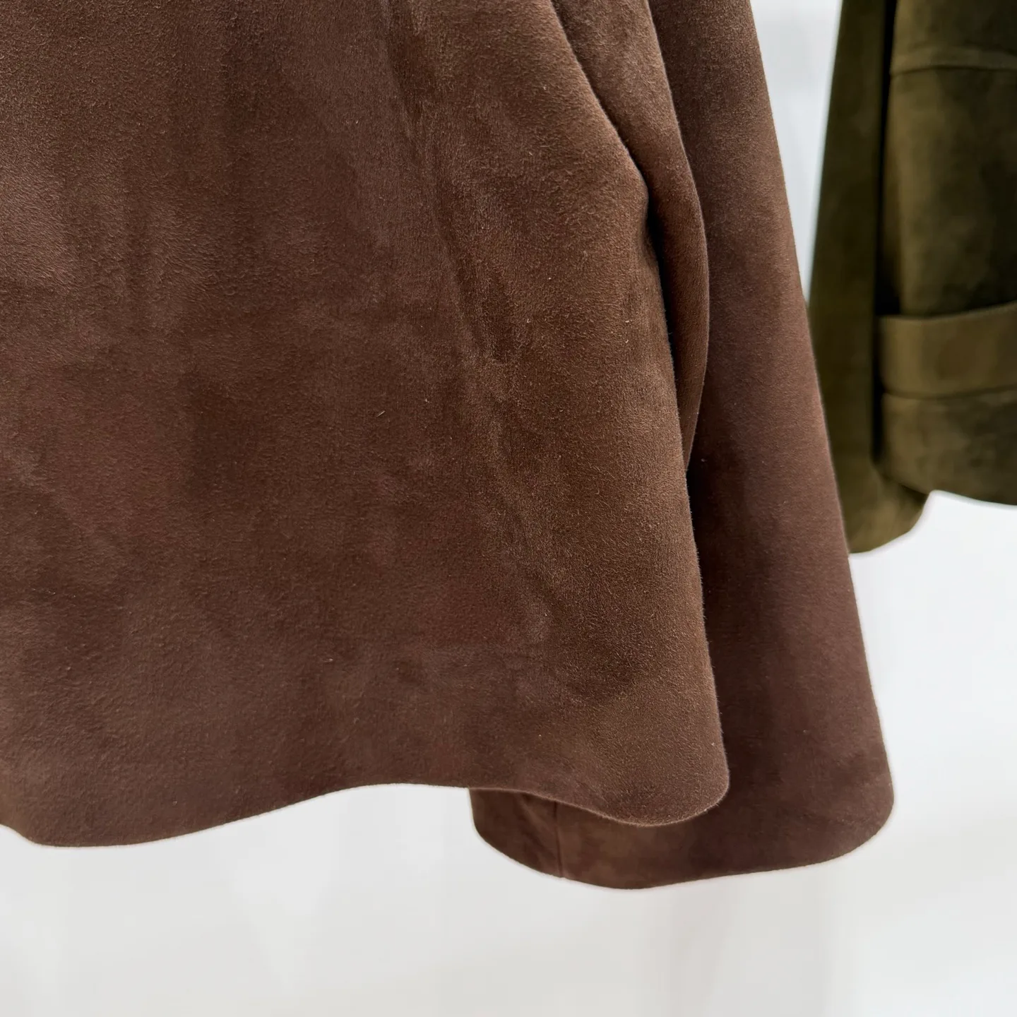 Women's Leather Jackets And Sheepskin Coats PRADA 18090506