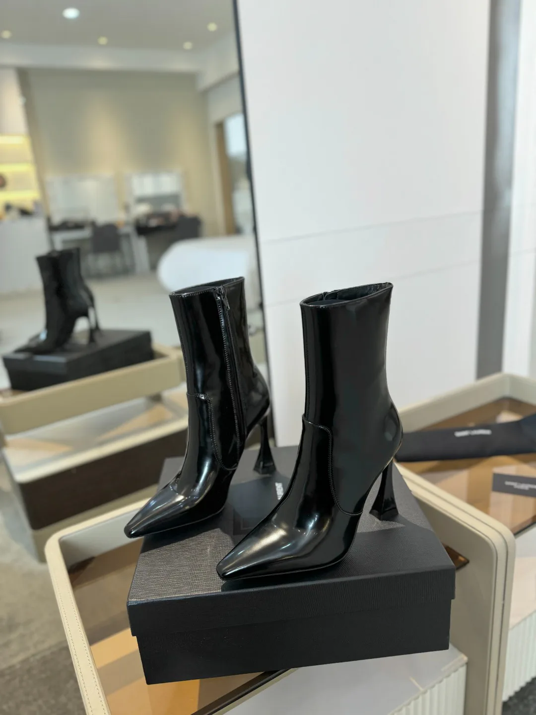Women's Booties SAINT LAURENT 18247894