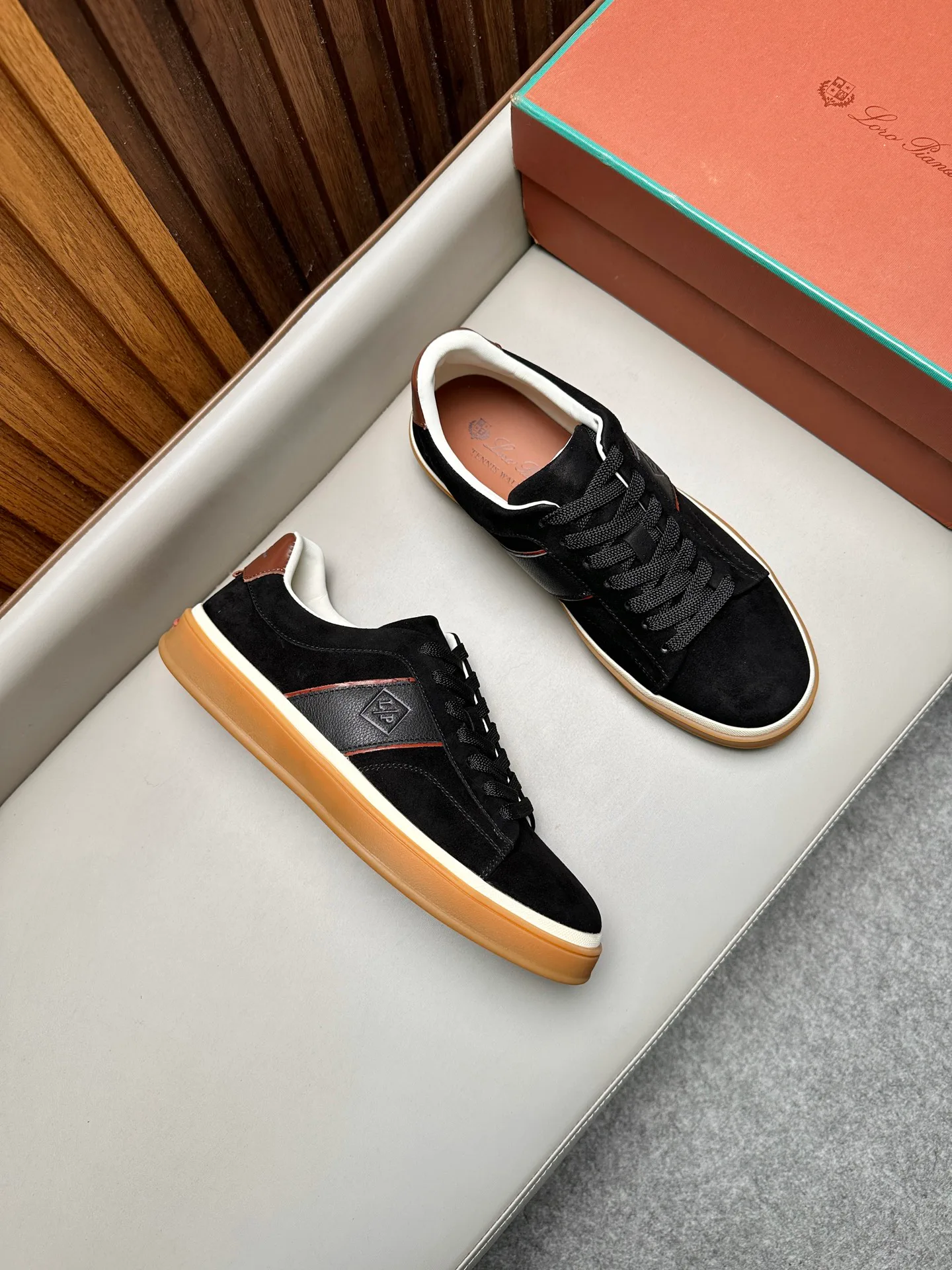 Men's Sneakers LORO PIANA 18367860