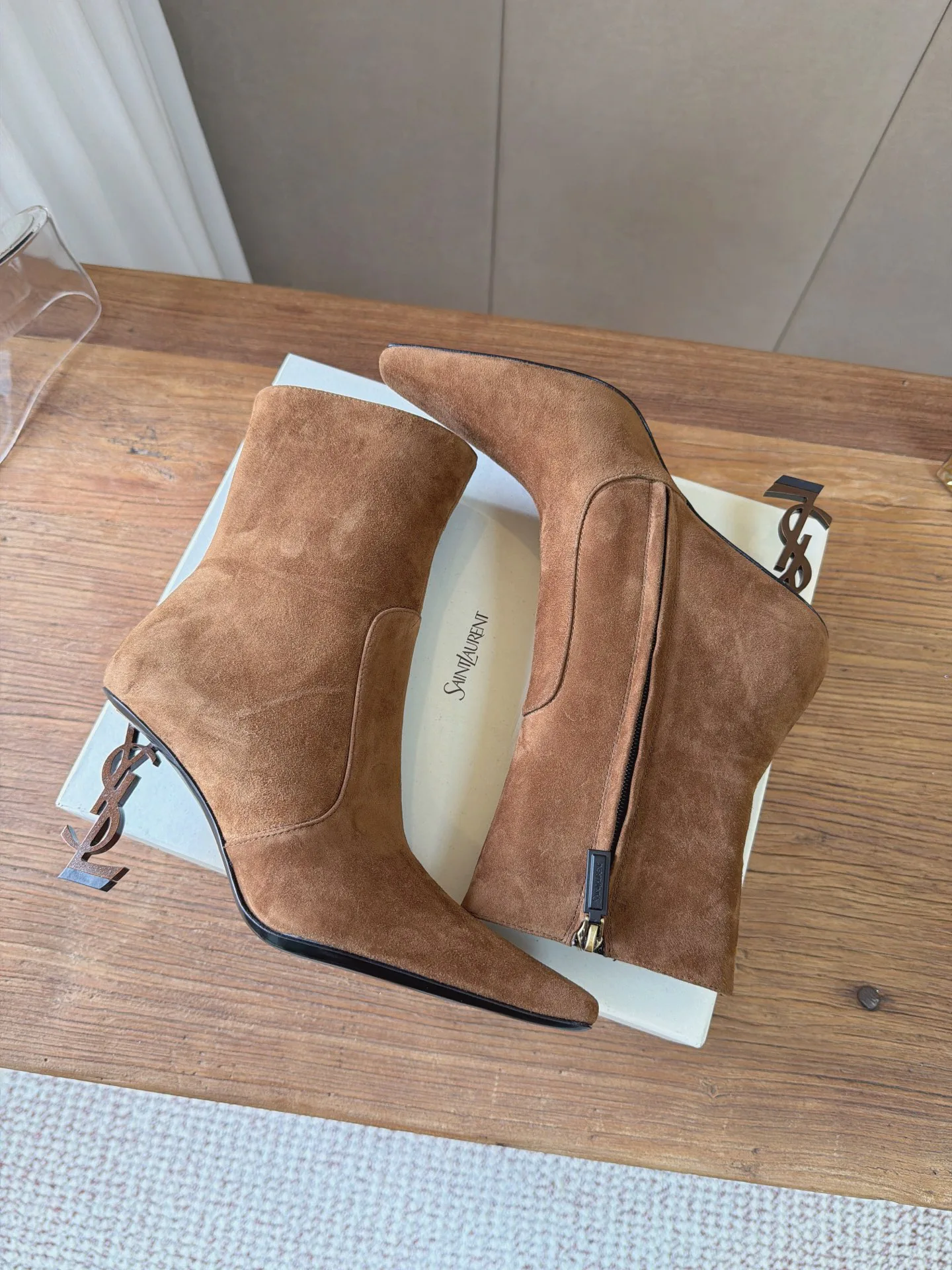Women's Booties SAINT LAURENT 18520091