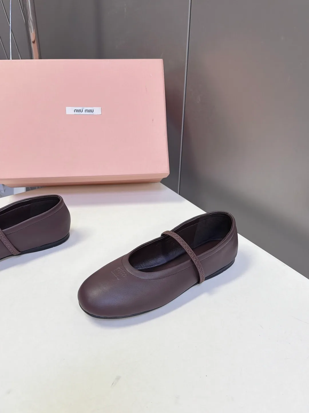 Women's Ballet Flats MIU MIU 17758260