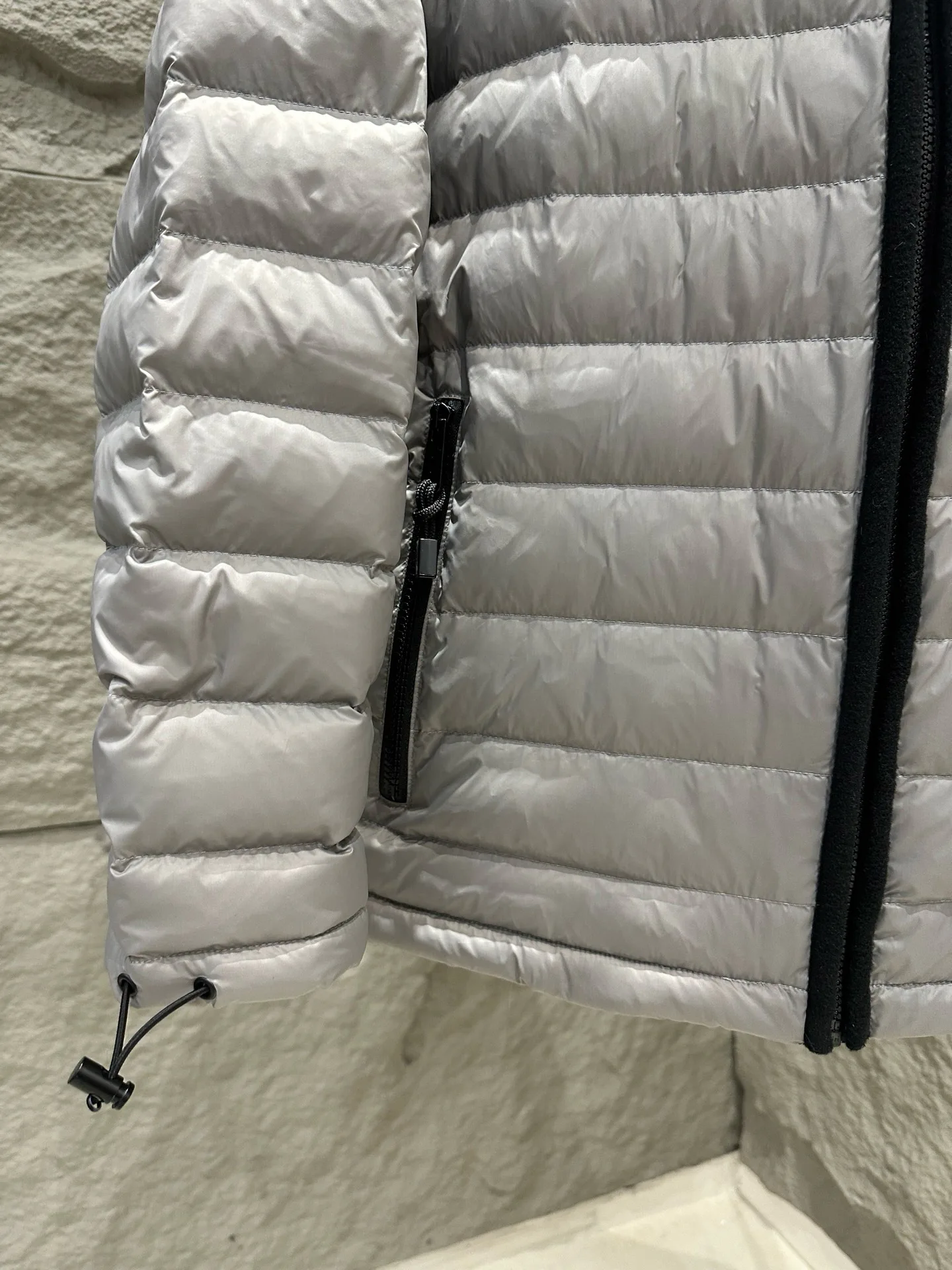Women's Jackets And Down Jackets MIU MIU 18017032