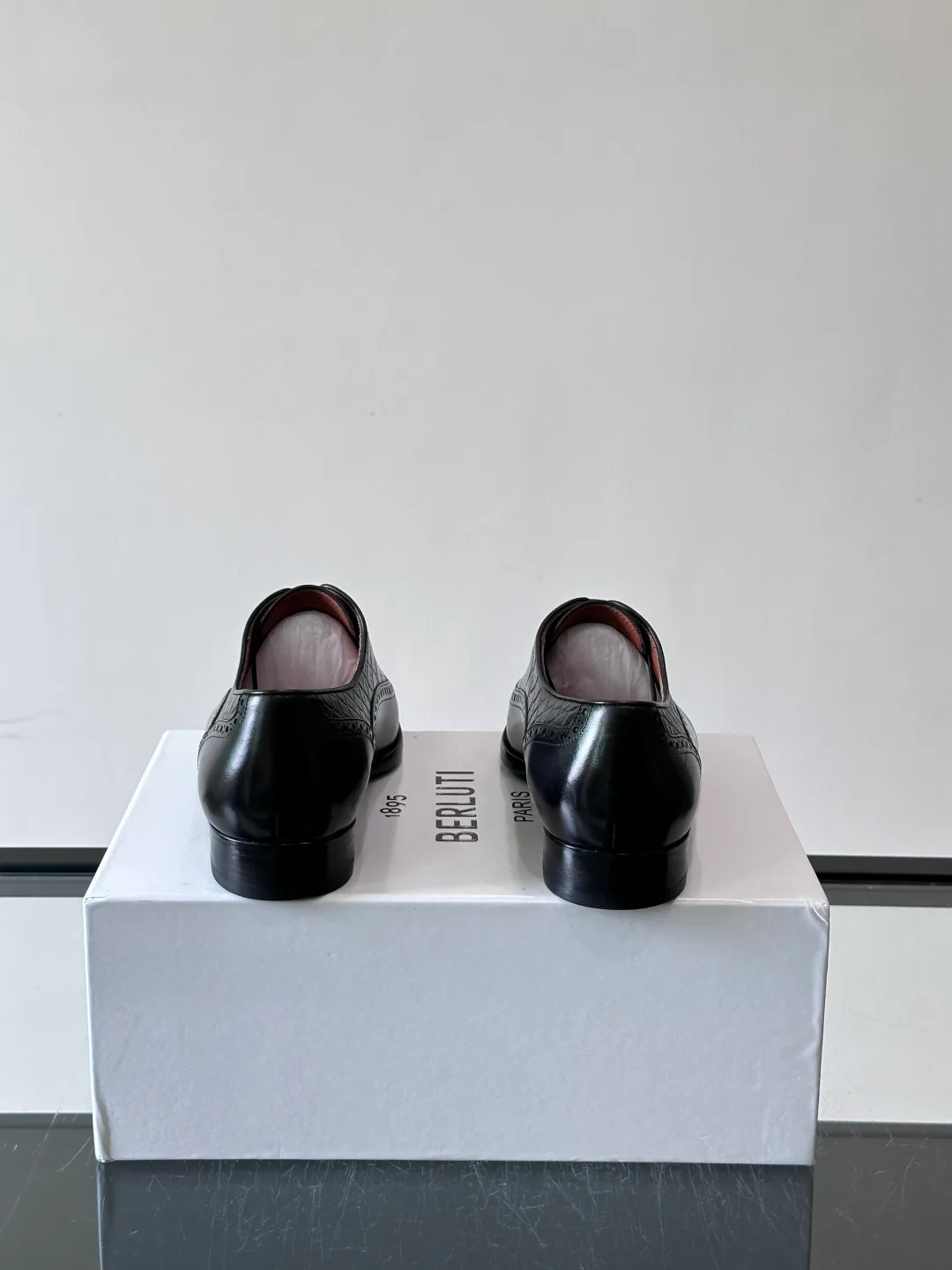 Men's Loafers And Dress Shoes BERLUTI 17466896