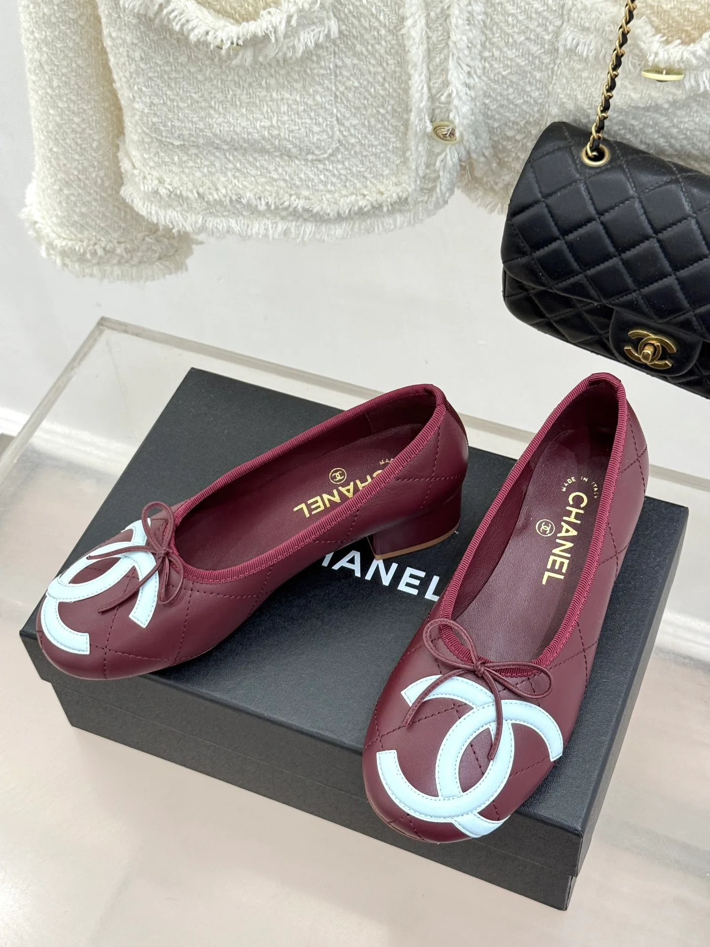 Women's Ballet Flats CHANEL 17303674