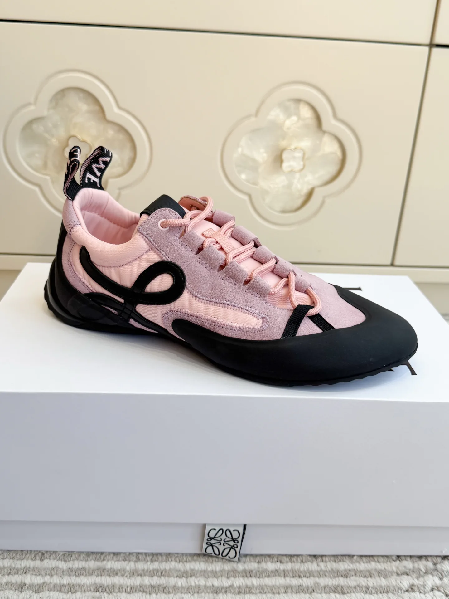 Women's Sneakers LOEWE 18275867