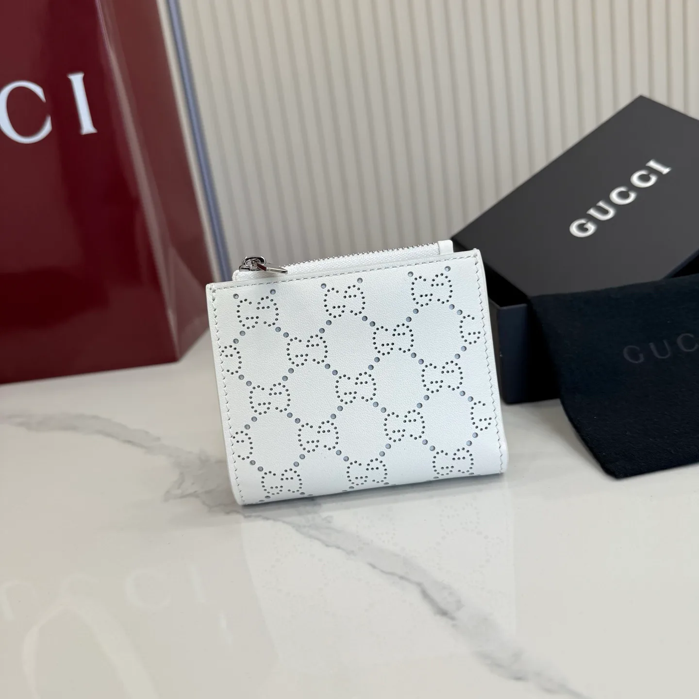 Women's Clutches GUCCI 17947853