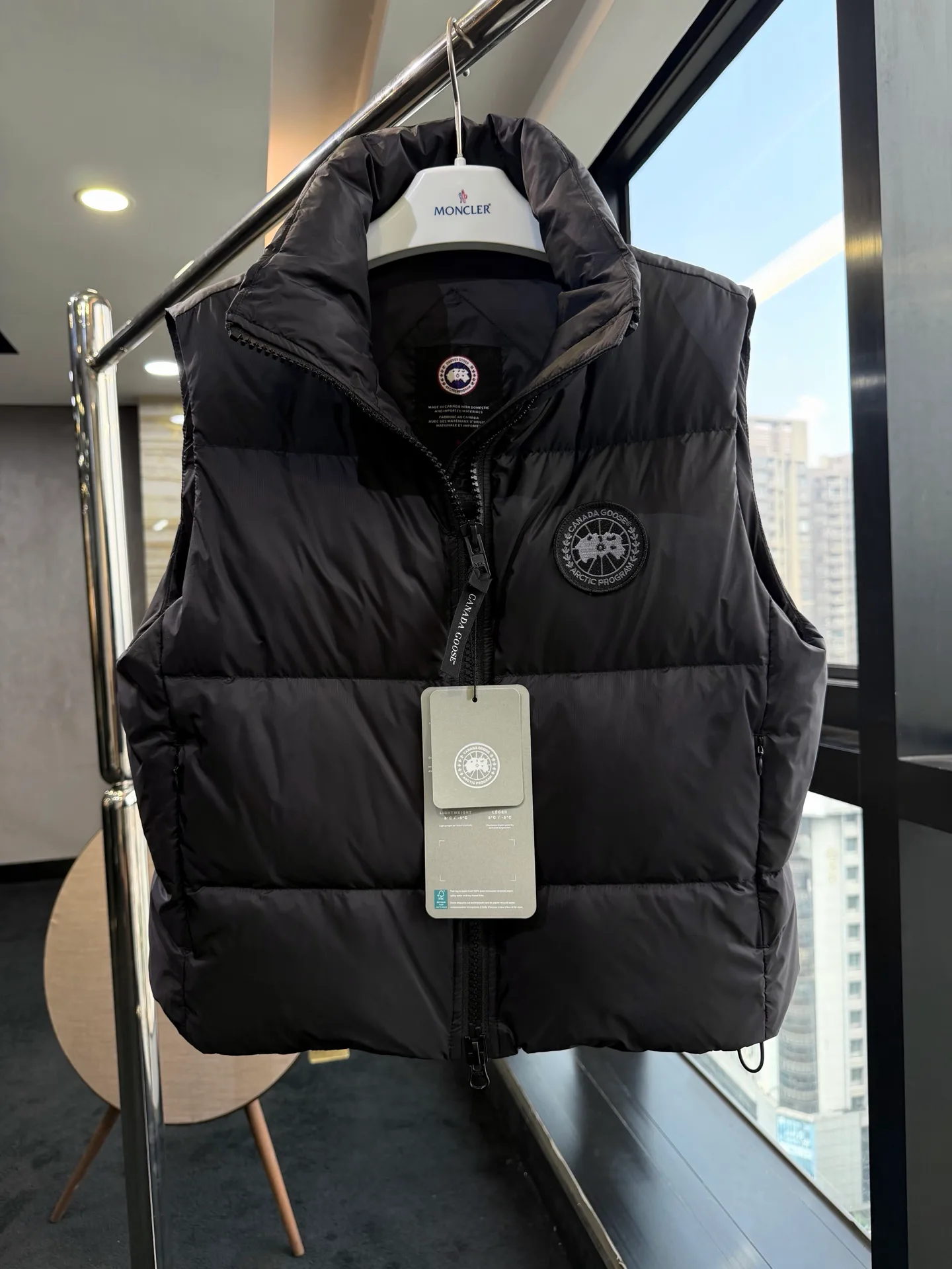 Women's Vests CANADA GOOSE 18336513