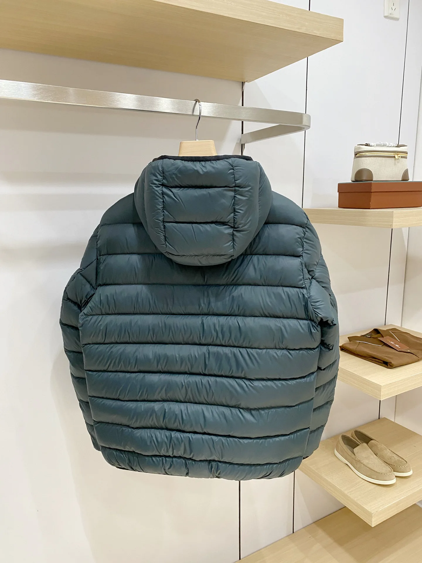 Куртки И Пуховики Мужские Moncler 18596291