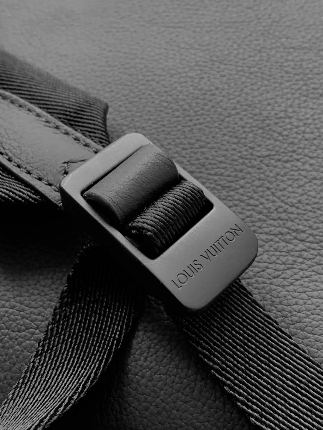 Women's Backpacks LOUIS VUITTON 18520957