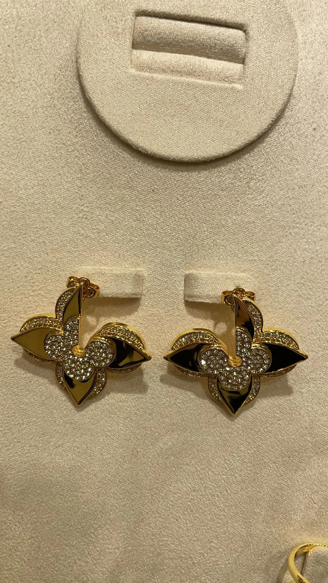 Jewelry LOUIS VUITTON 17819349