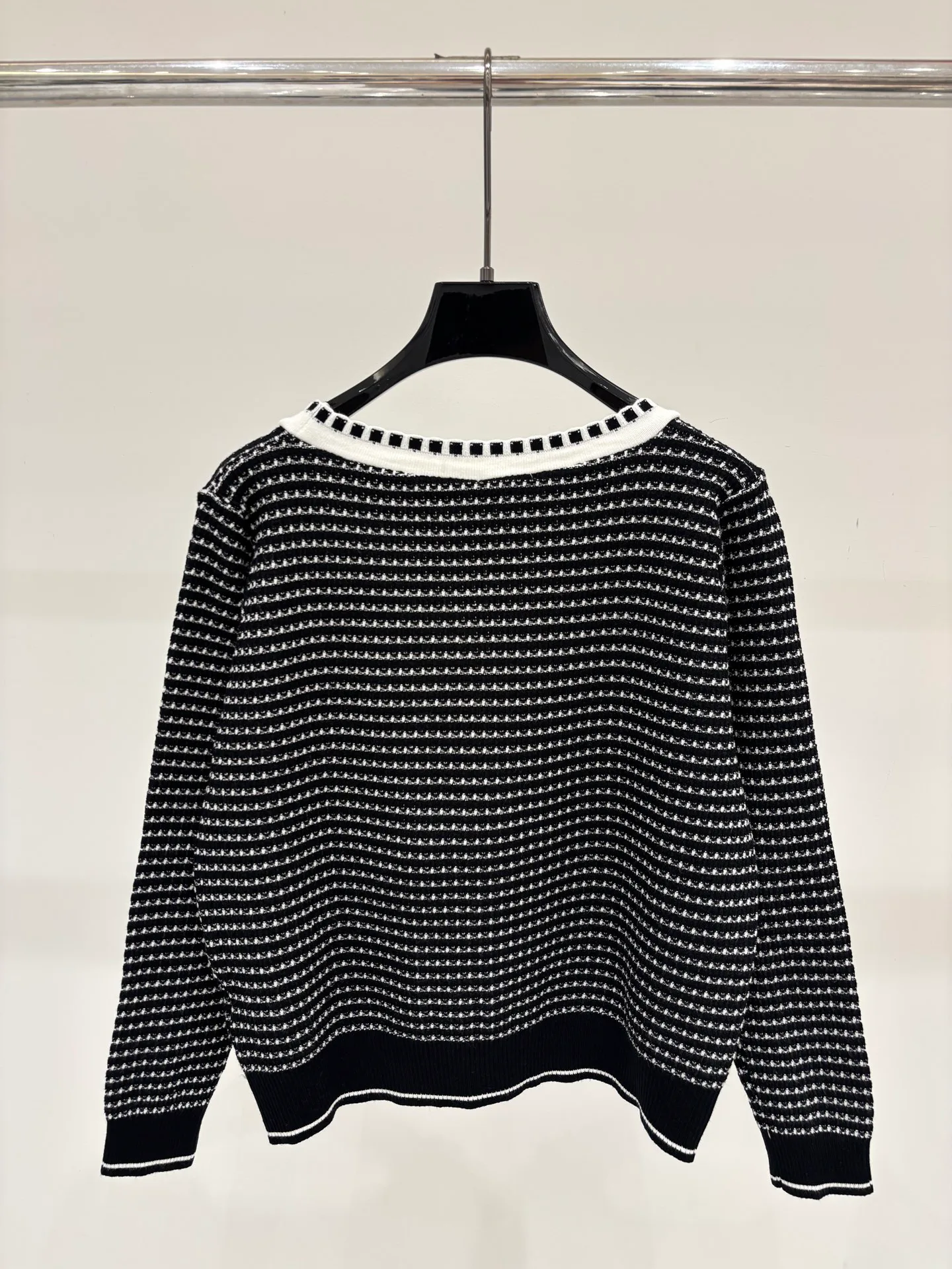 Women's Jumpers And Sweaters CHANEL 17696340