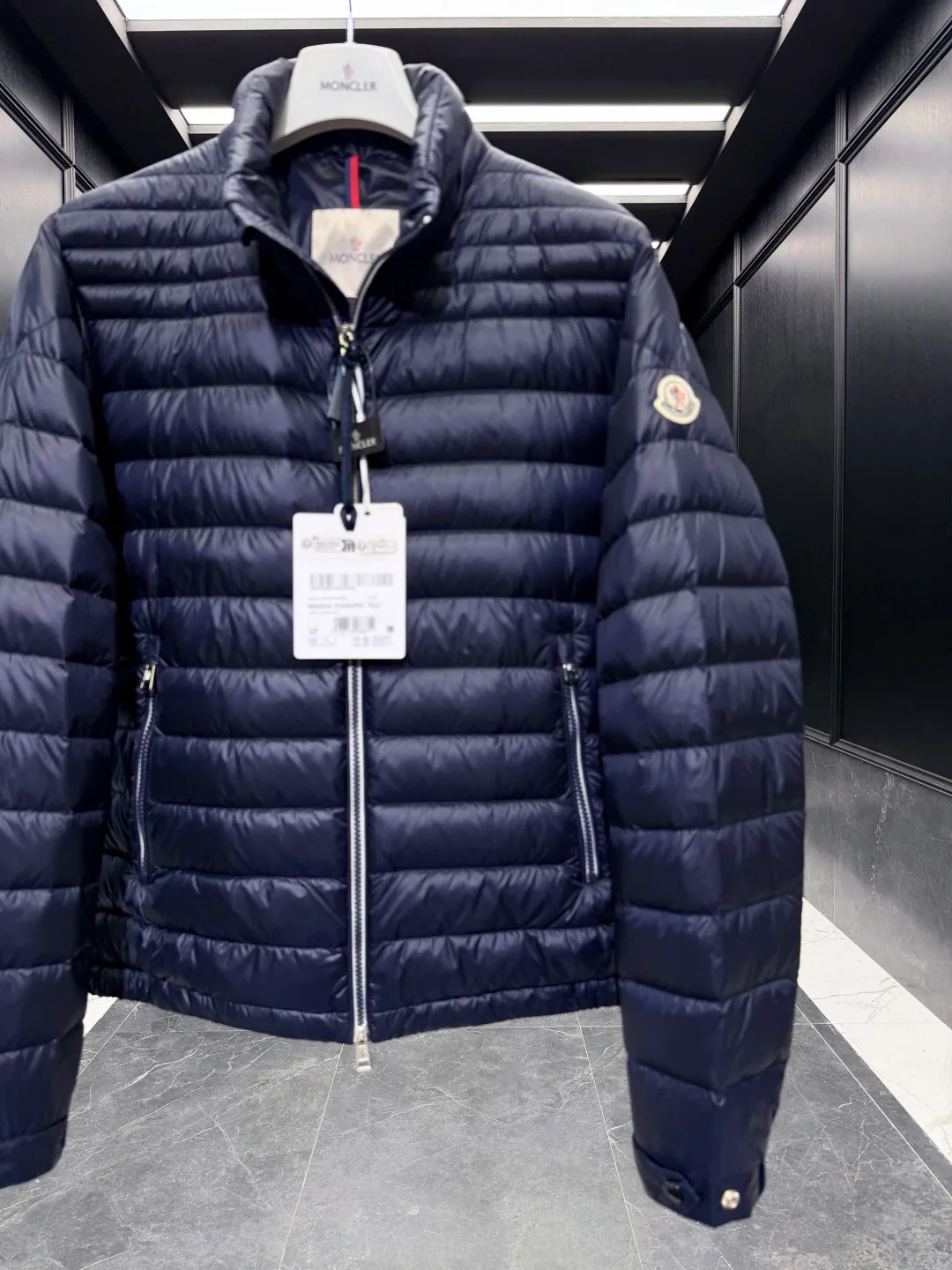 Men's Jackets And Down Jackets MONCLER 18007931