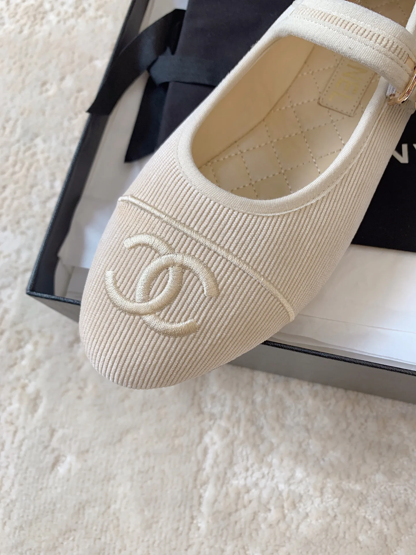 Women's Heels CHANEL 17449459