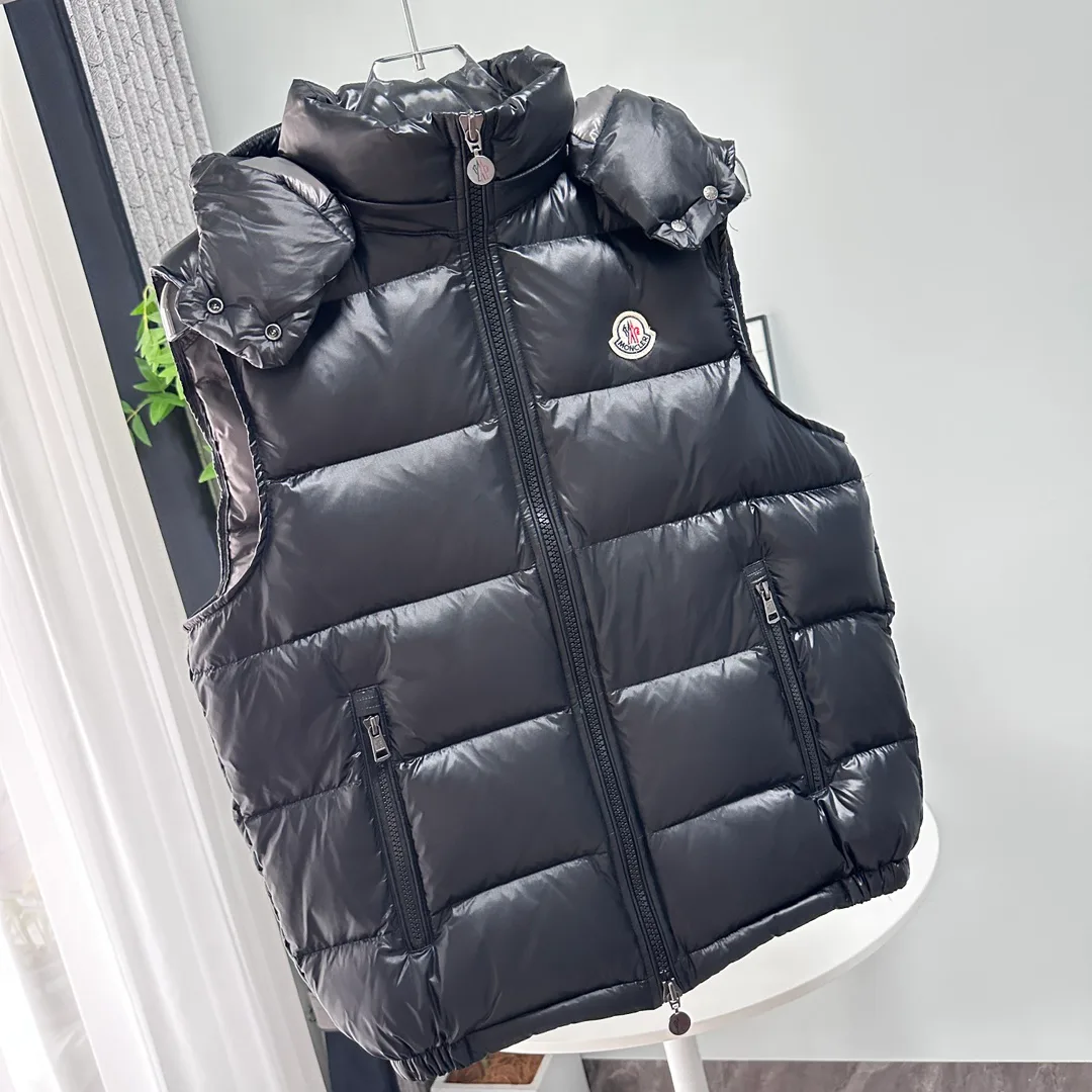 Women's Jackets And Down Jackets MONCLER 18129812