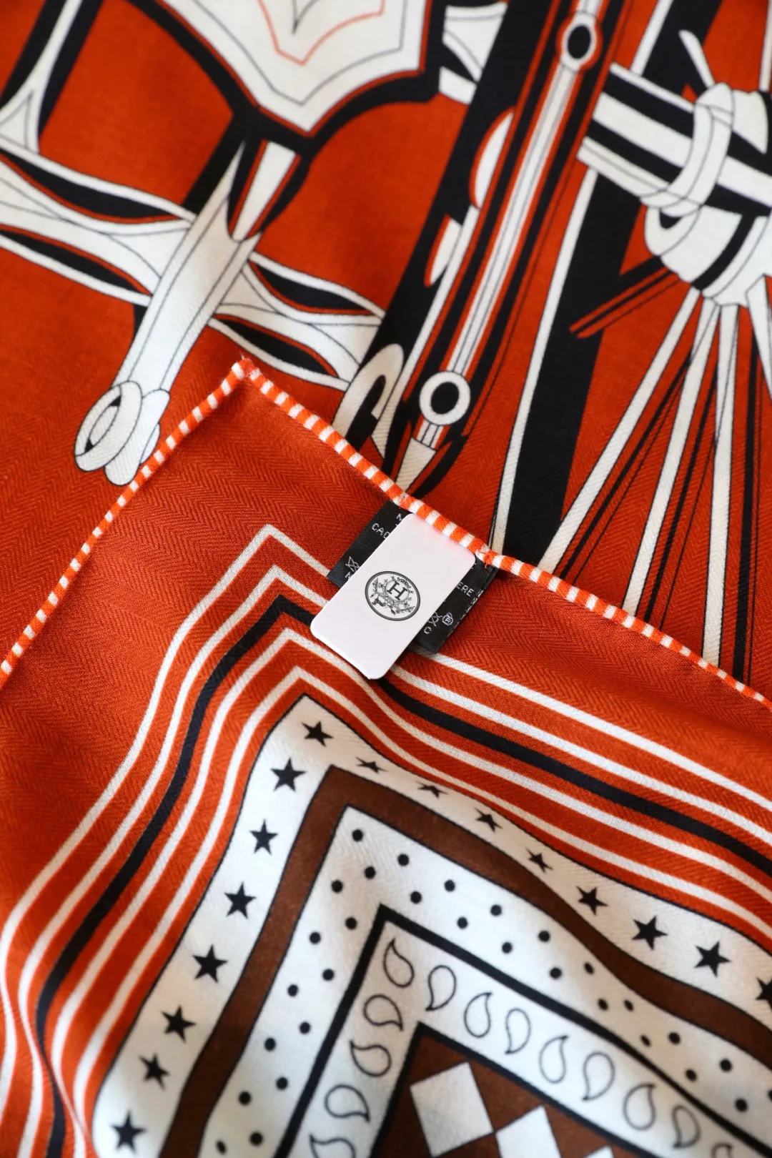 Silk Scarves HERMES 18419173