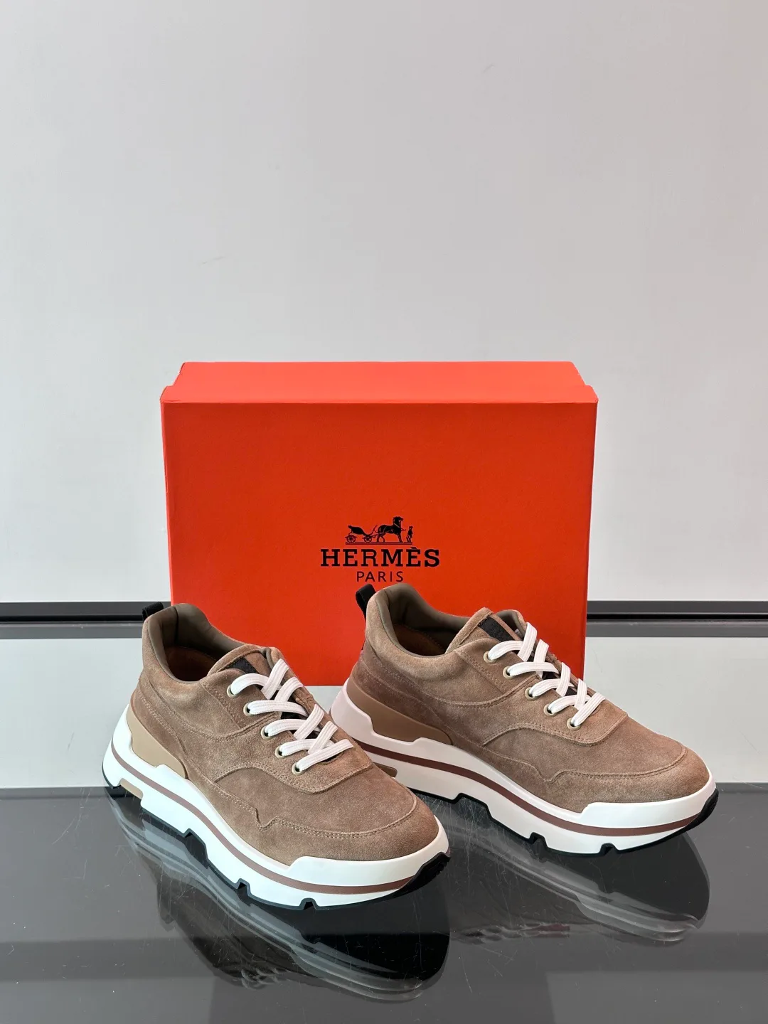 Men's Sneakers HERMES 18500616