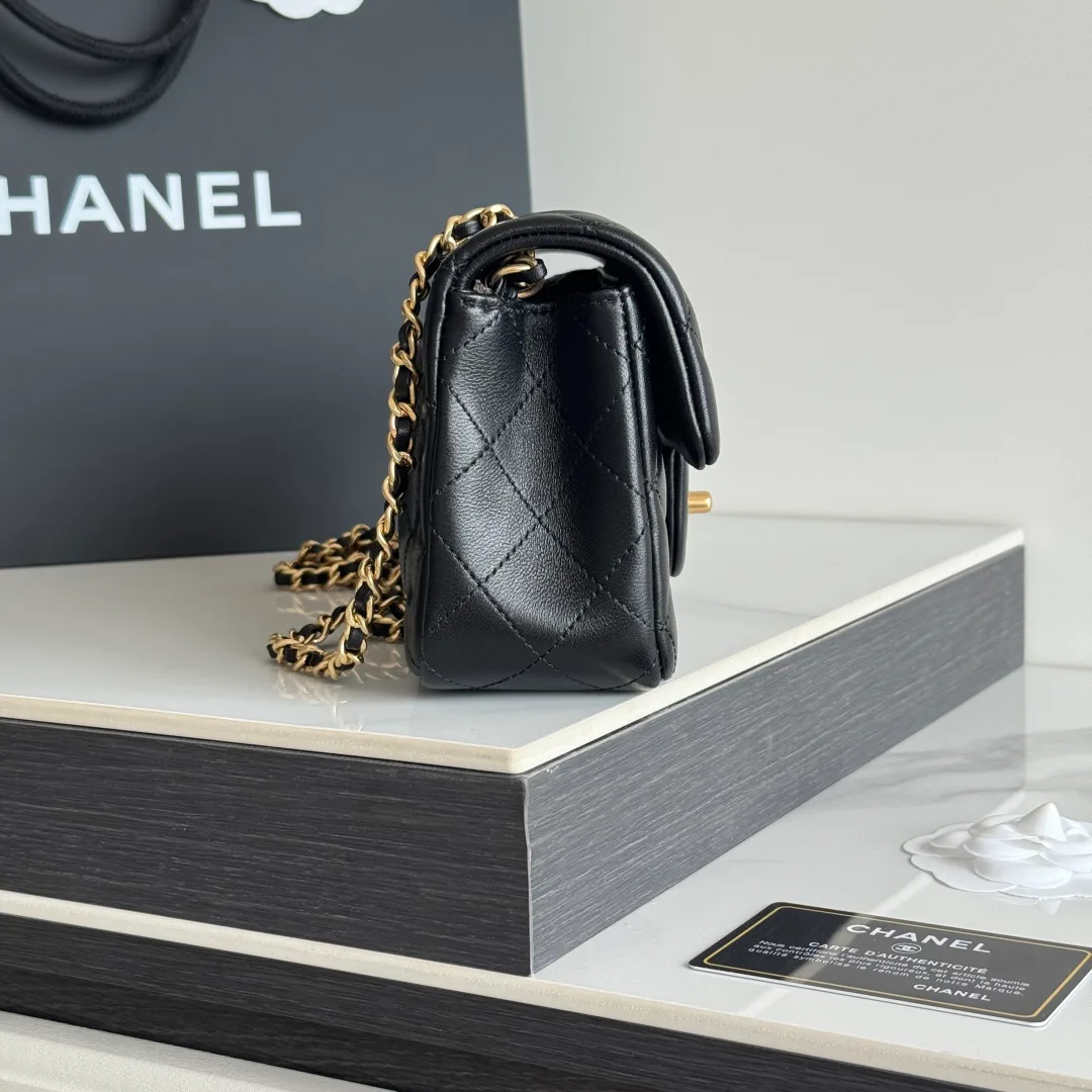 Women's Classic Handbags CHANEL 17827590
