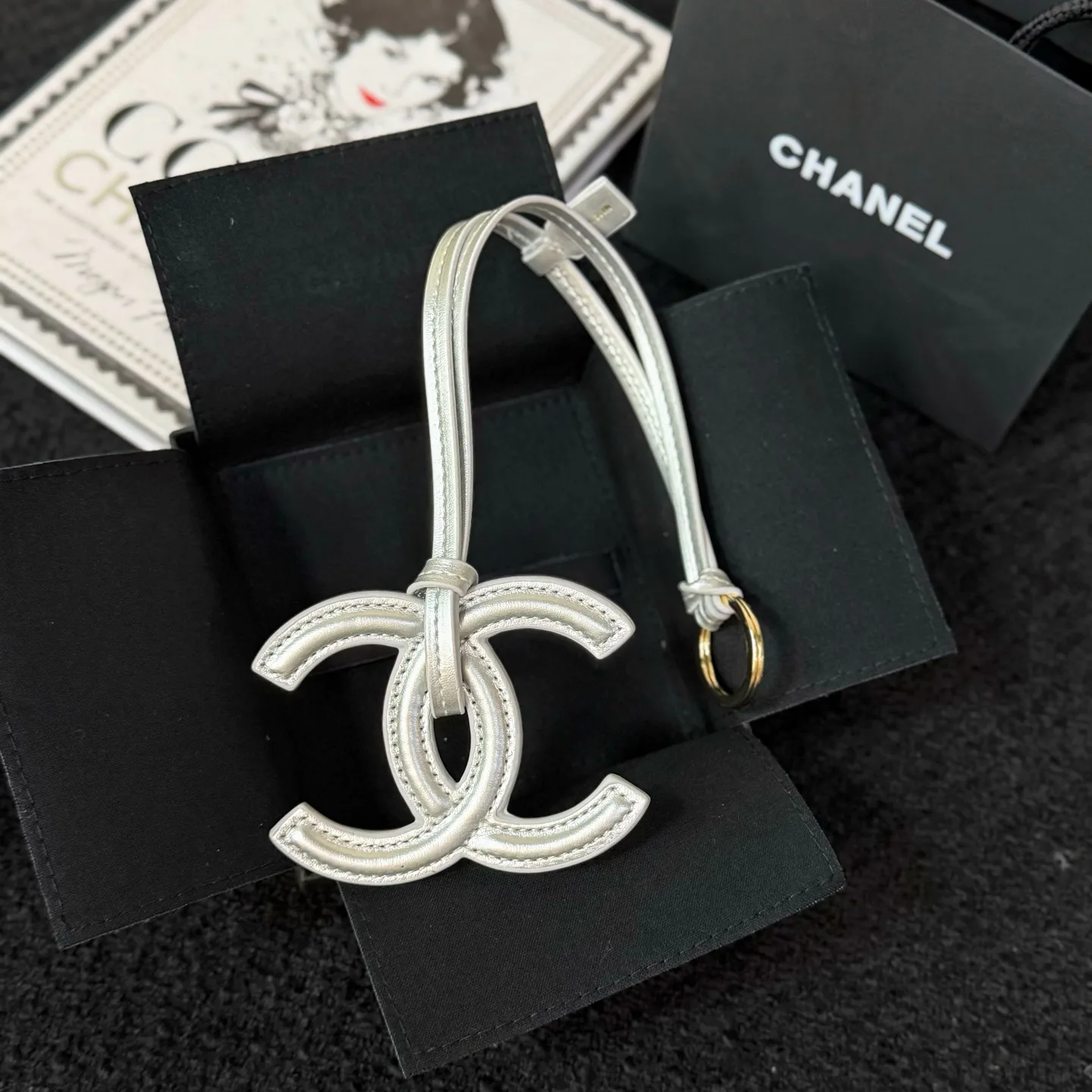 Key Cases CHANEL 17886400