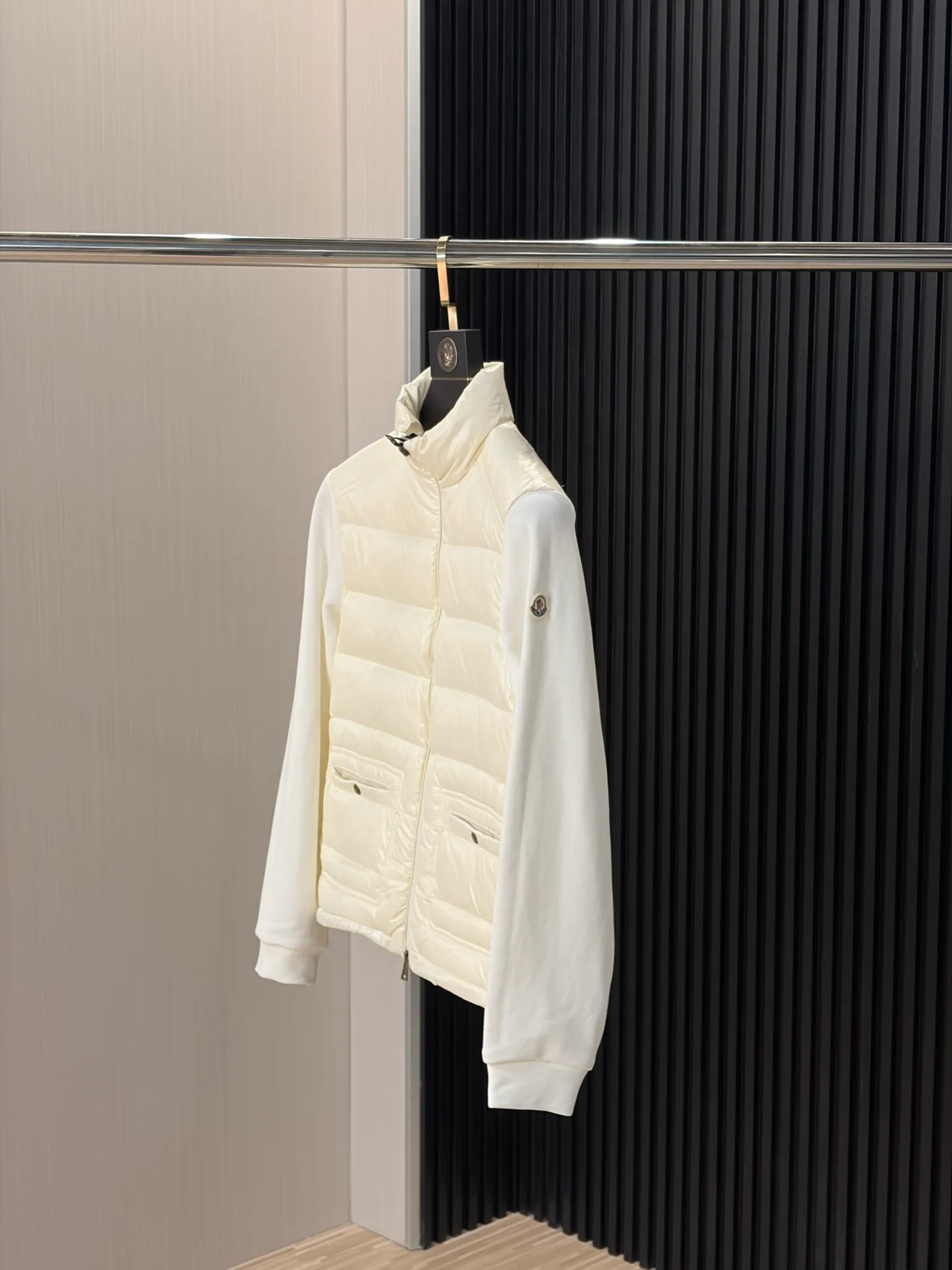 Men's Jackets And Down Jackets MONCLER 18231126
