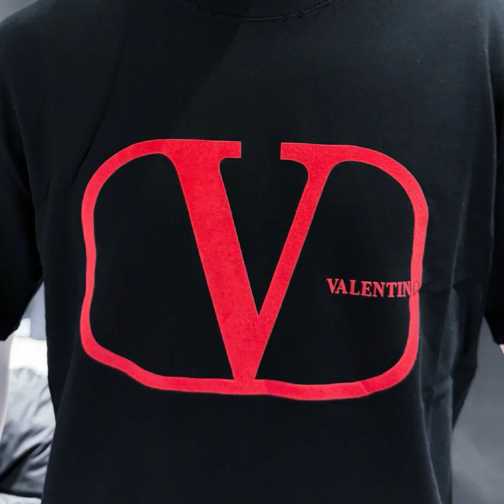 Men's T-Shirts VALENTINO 17037335