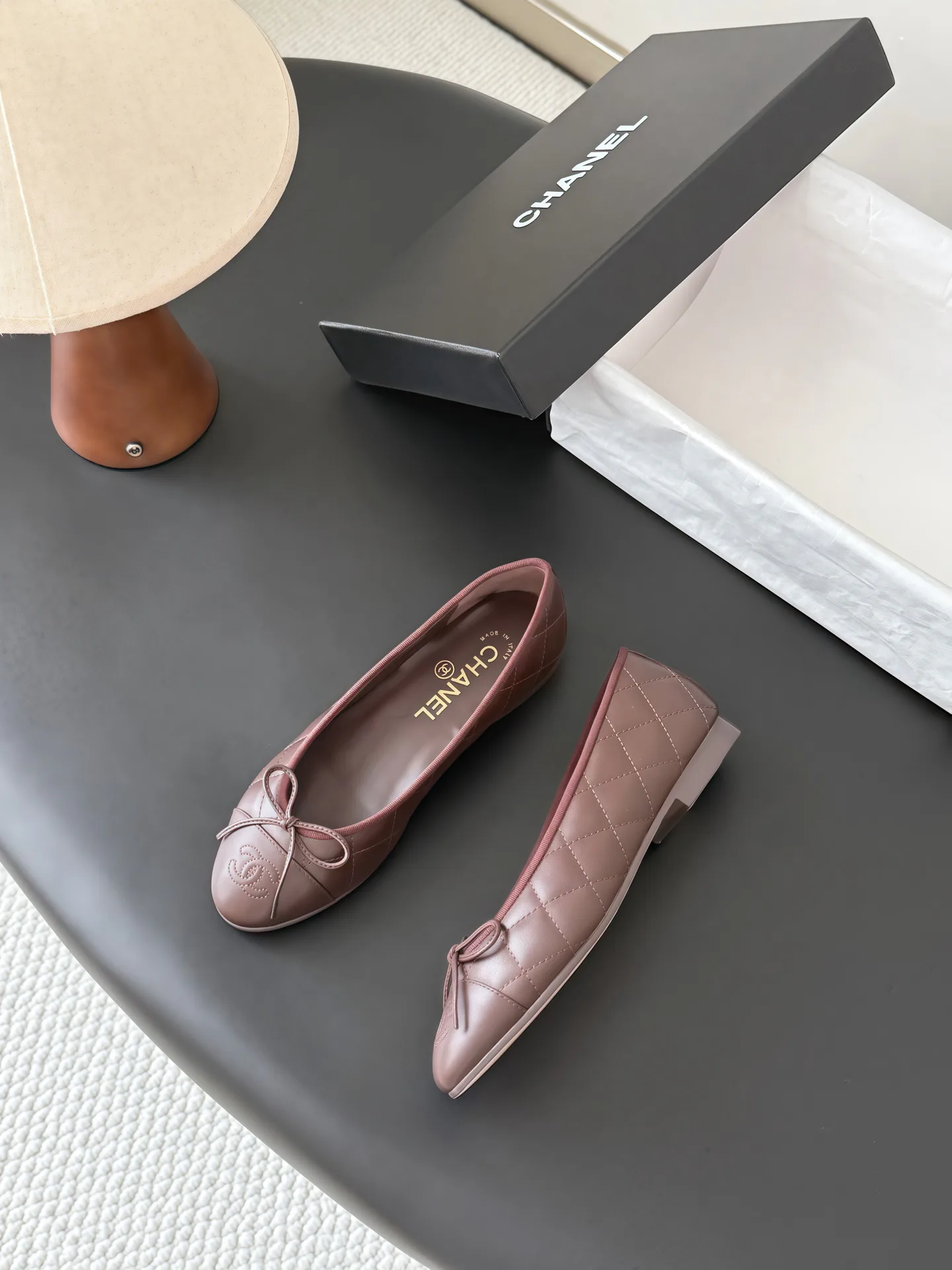 Women's Ballet Flats CHANEL 18083677