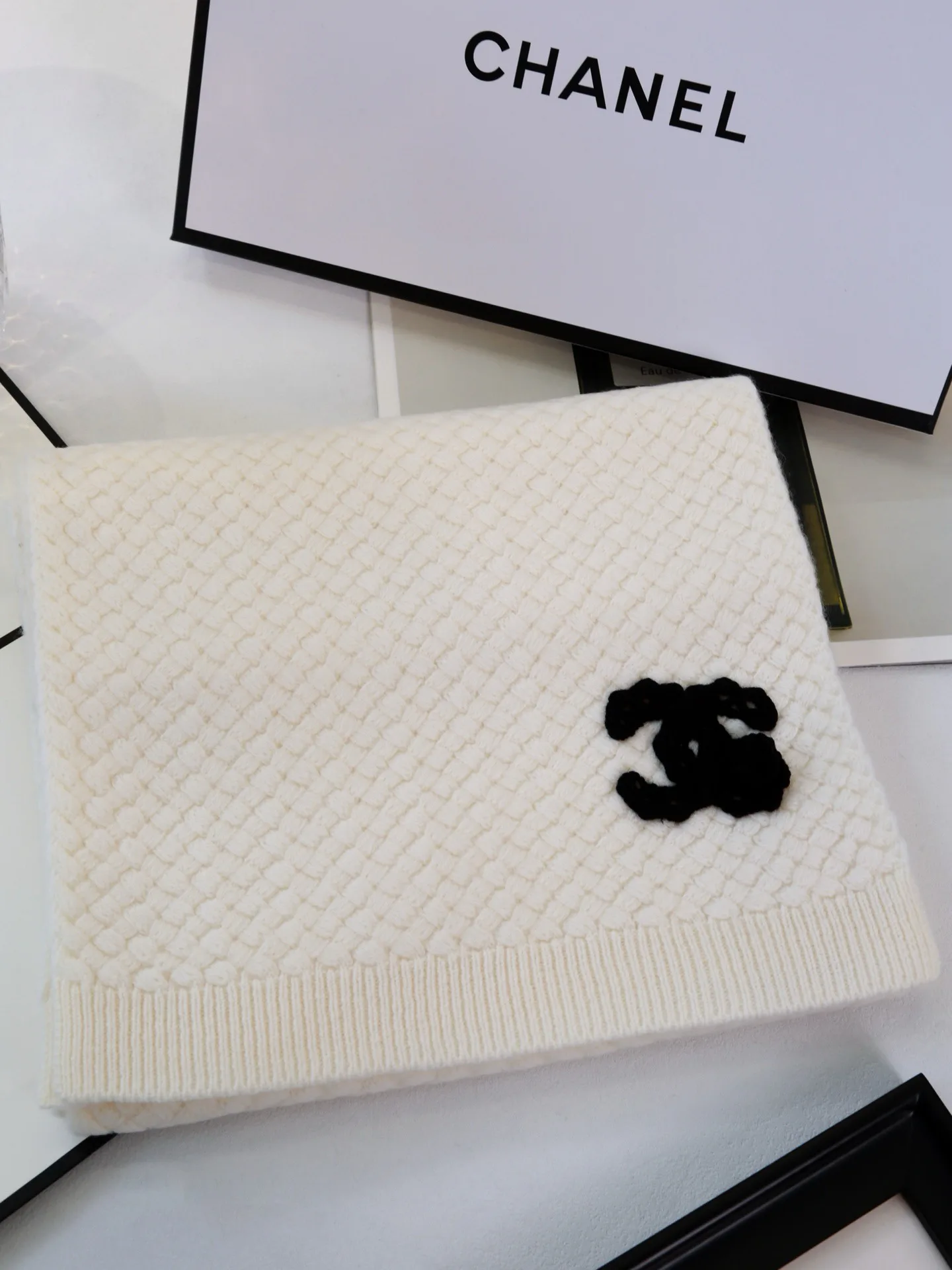 Scarves CHANEL 18427047