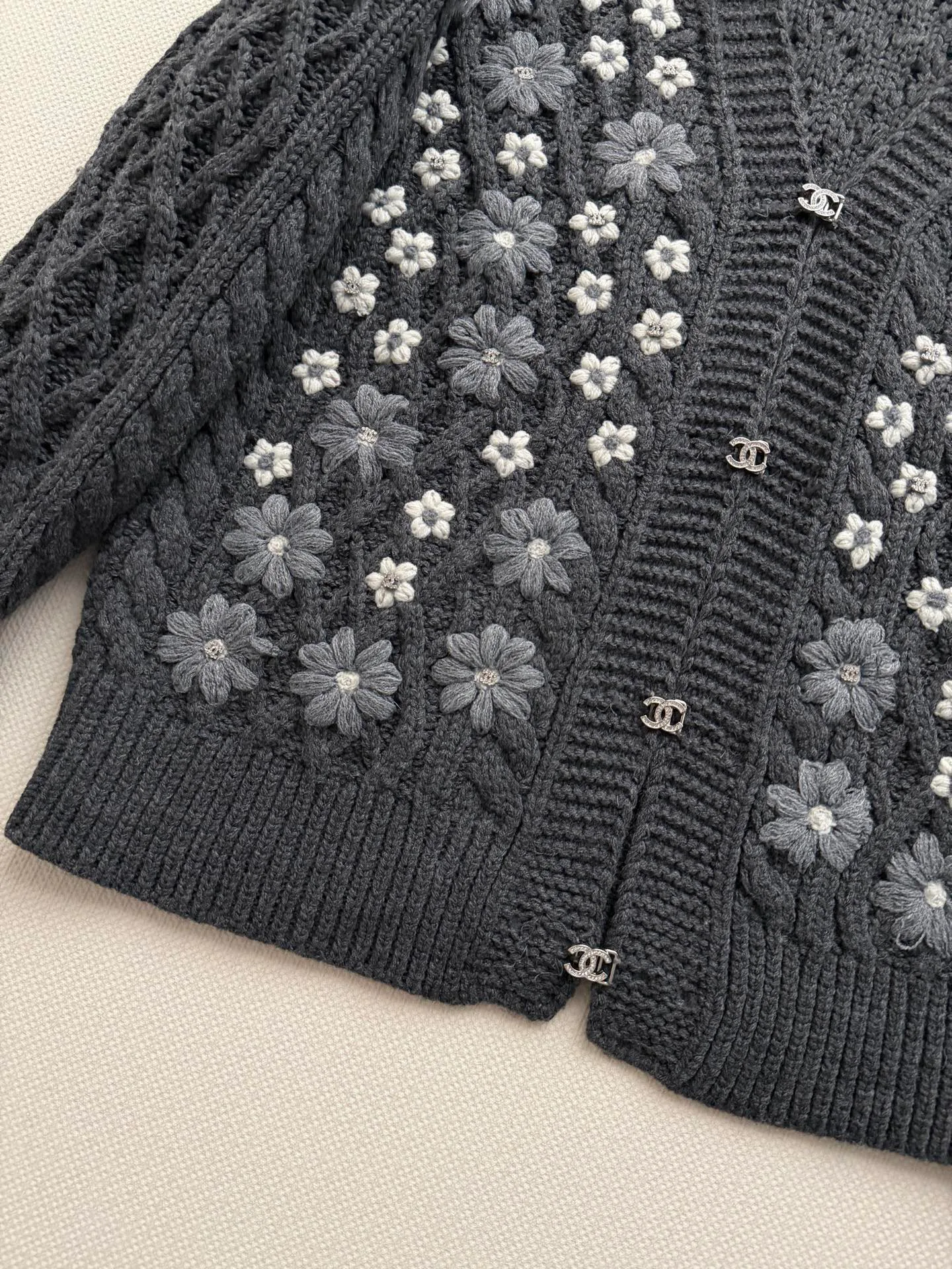 Women's Jumpers And Sweaters CHANEL 18335416