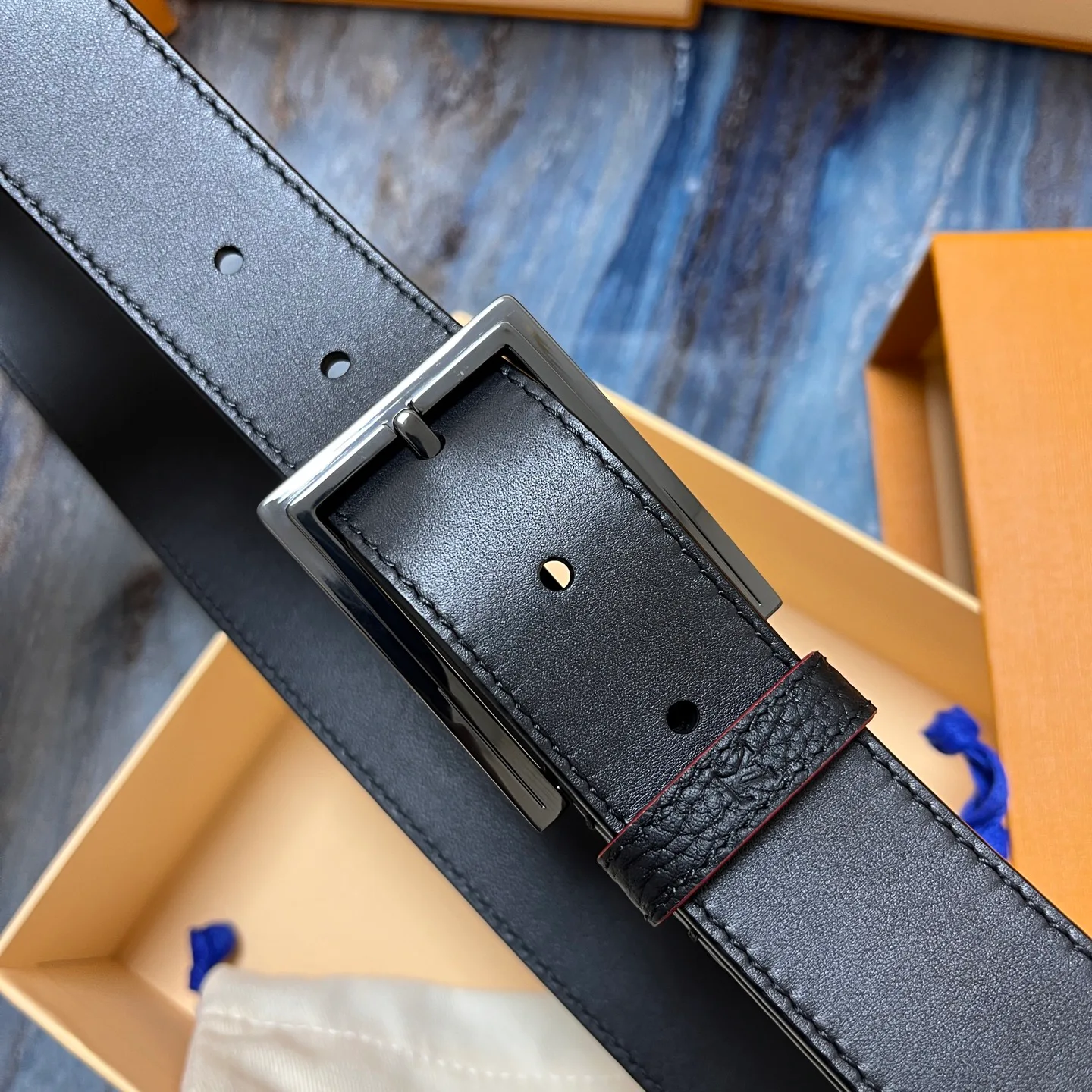 Belts LOUIS VUITTON 17645251